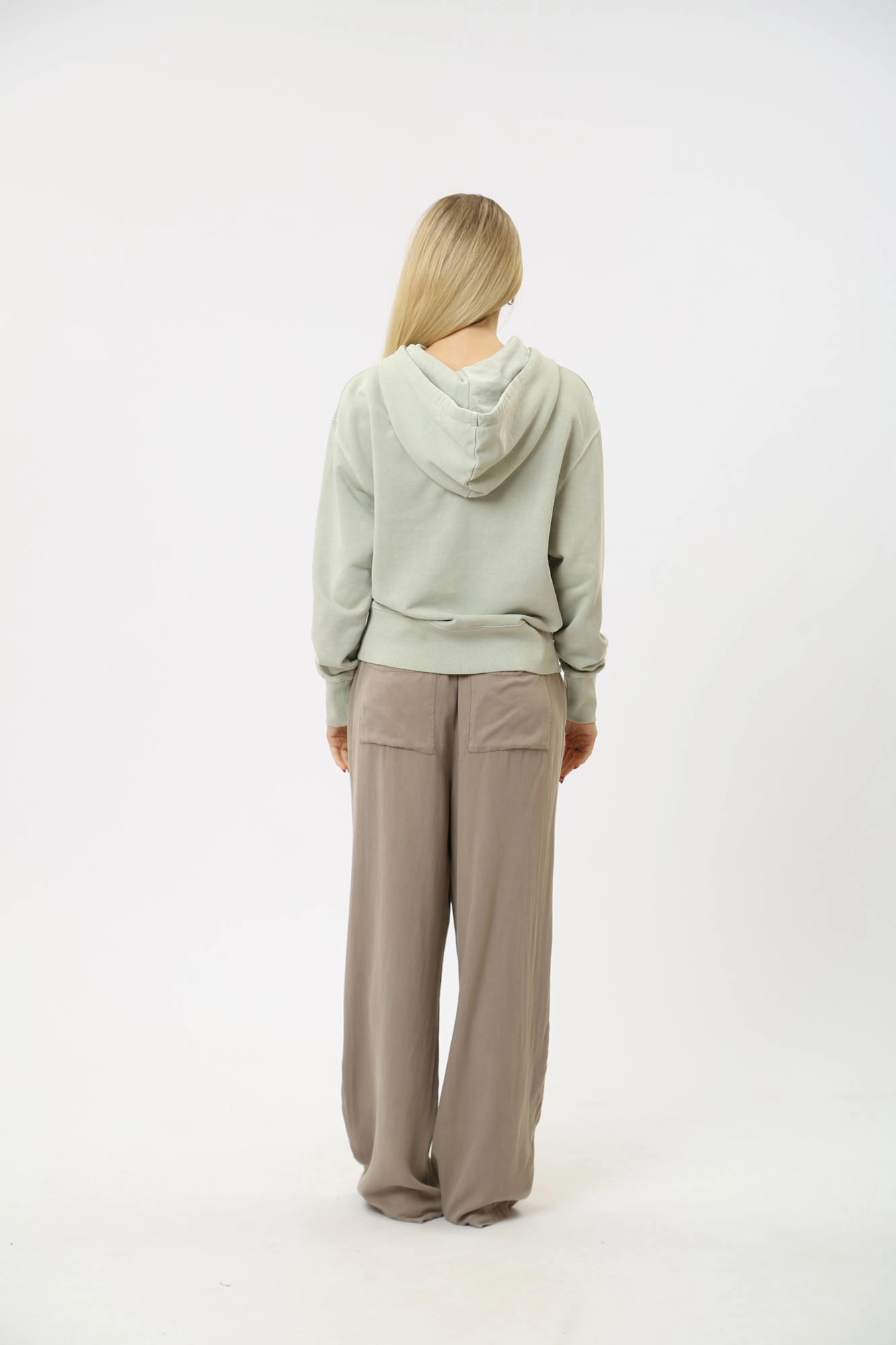 1014961 худи mustang 