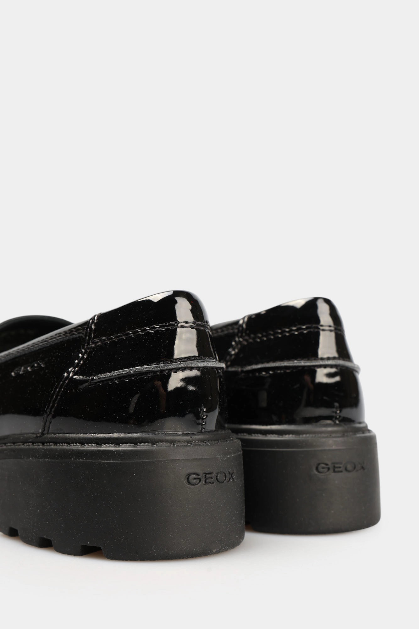 J3620C000 Лоферы Geox Черный