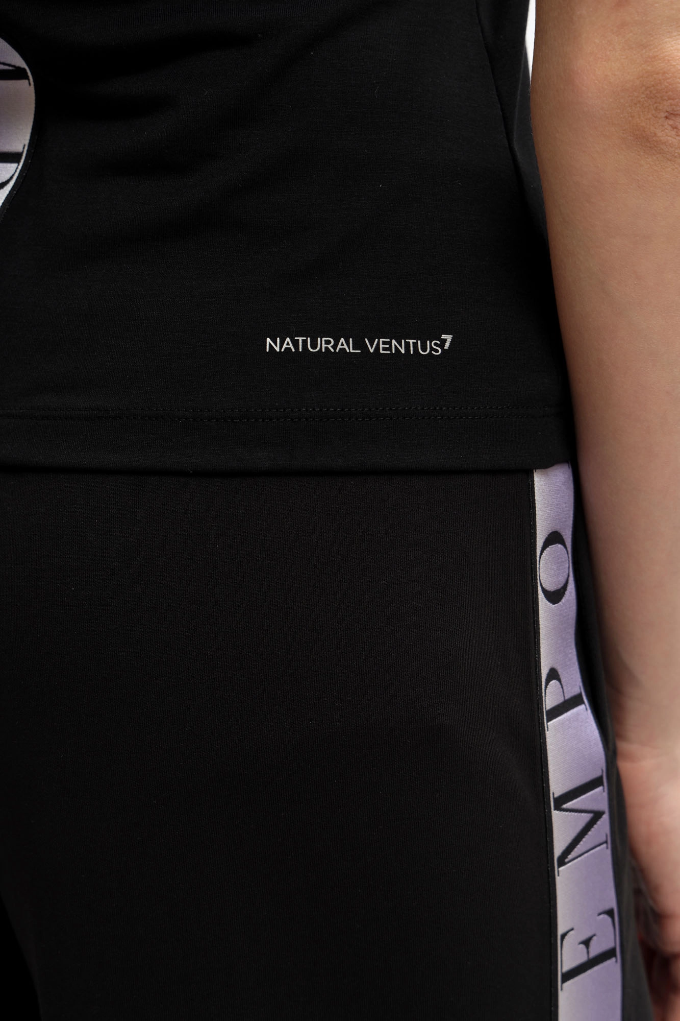 7W001147_AF12945 топ спортивный ea7 