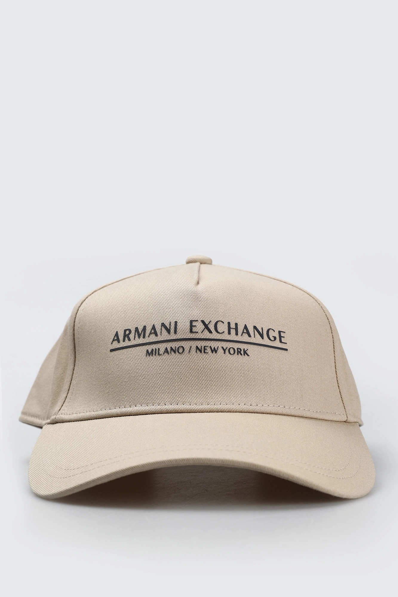 954202_CC150 Кепка Armani Exchange Белый