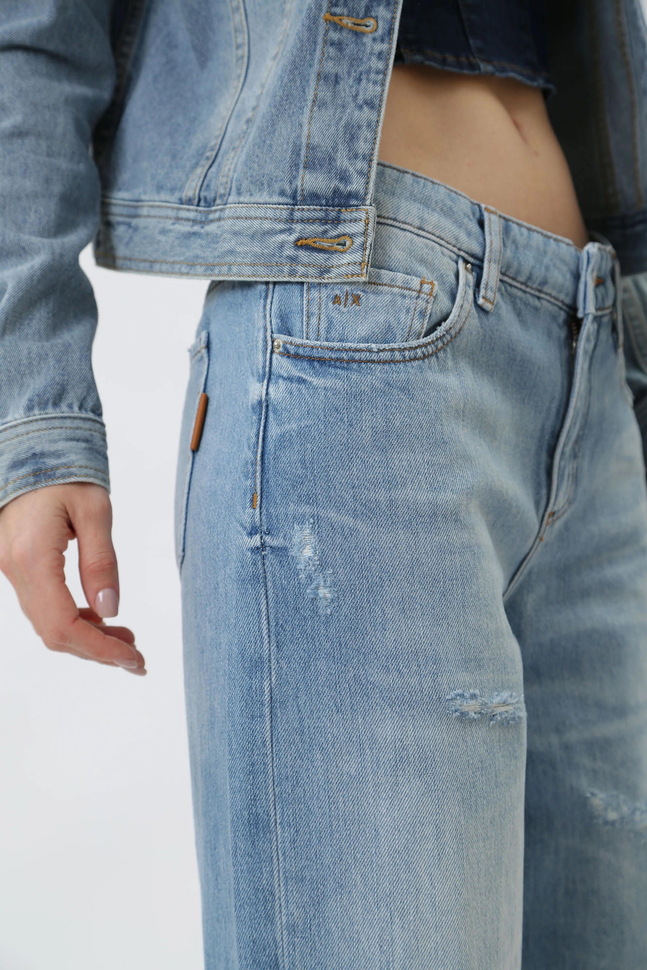 3DYJ52_Y16GZ брюки джинсовые armani exchange 