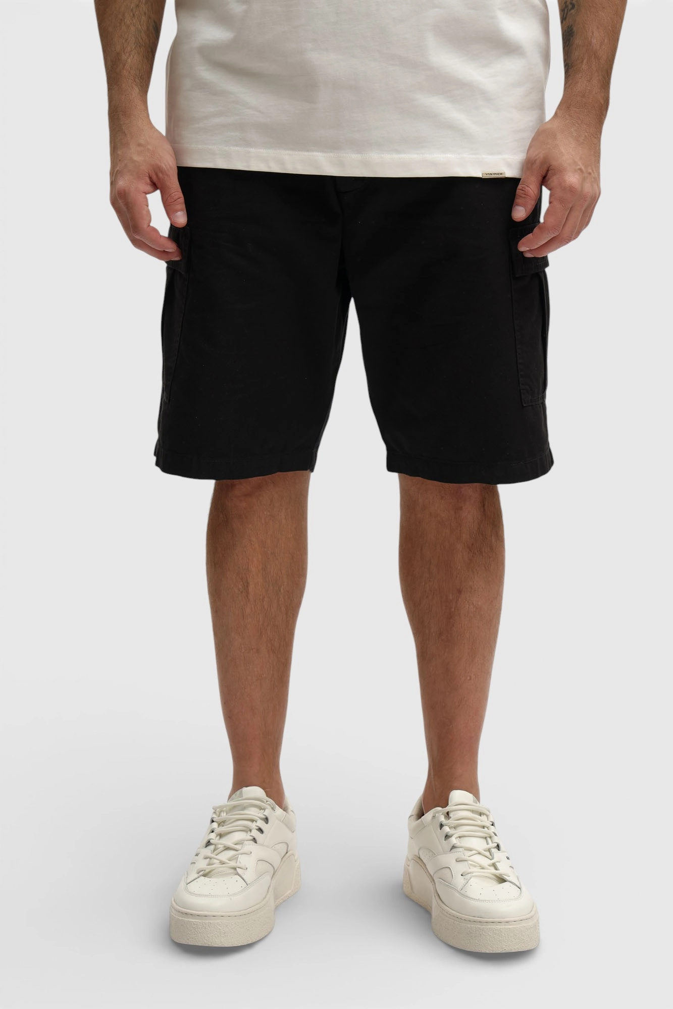 VM-OMA-20-613 Шорты Van Mich Черный