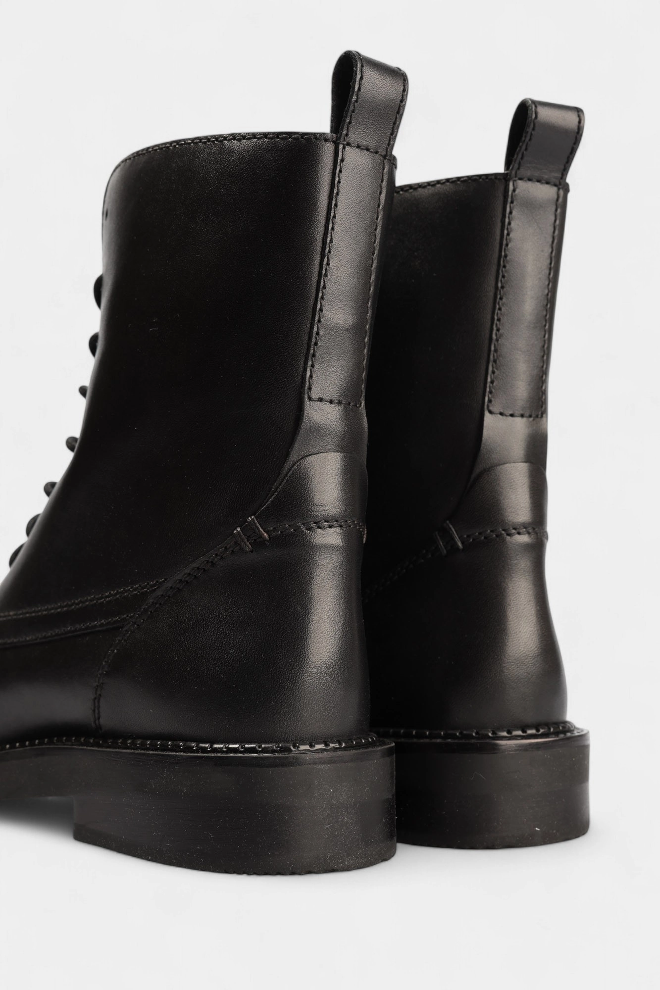 D56WYG00043 Ботинки Geox Черный