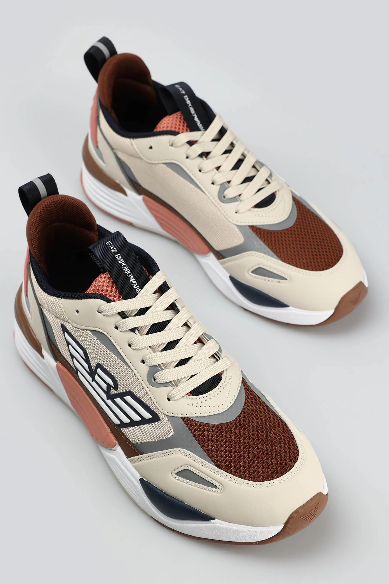 X8X070_XK165 Кроссовки EA7 Бежевый