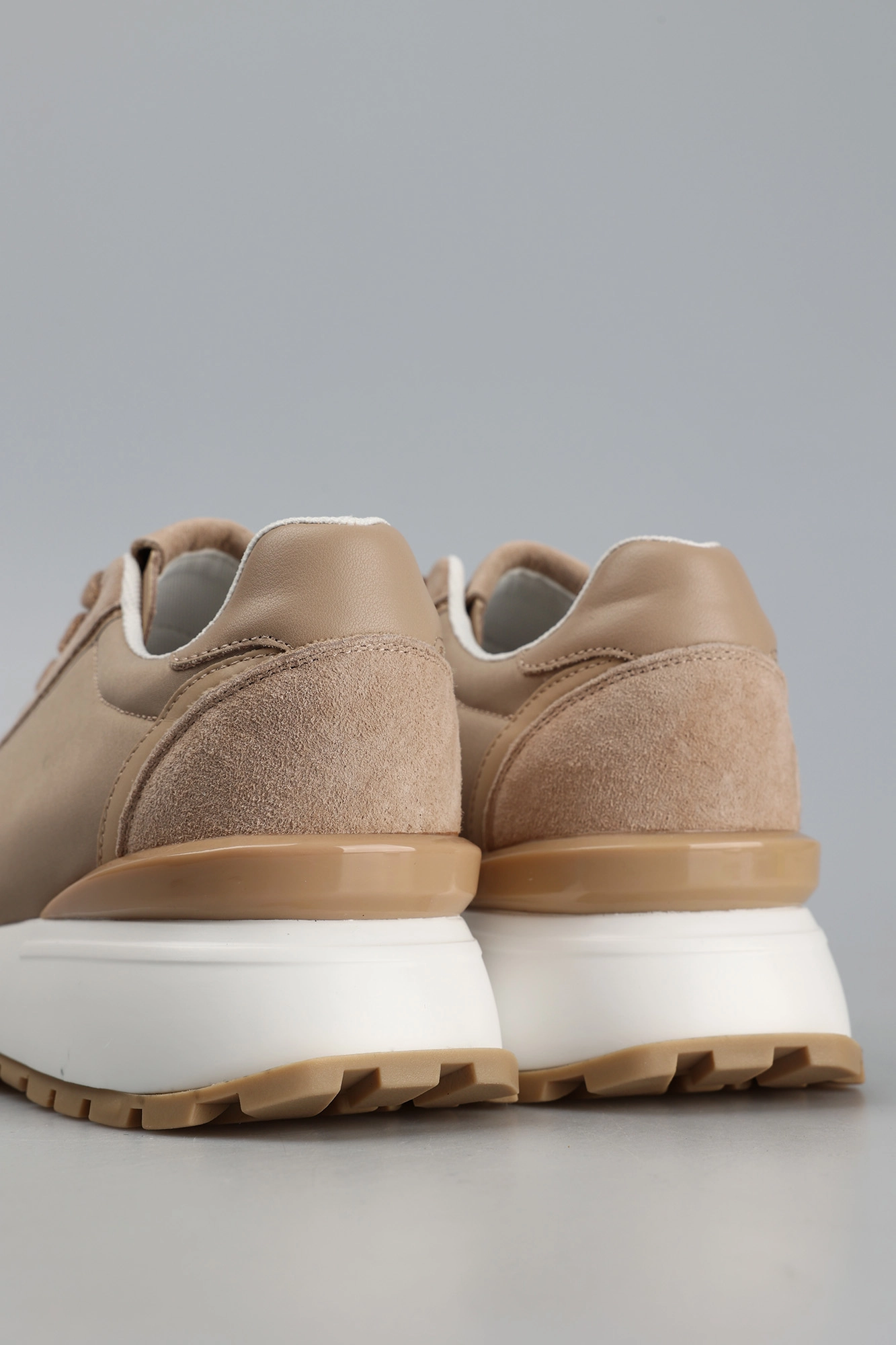 SP-228-017 Кроссовки Graciana Бежевый