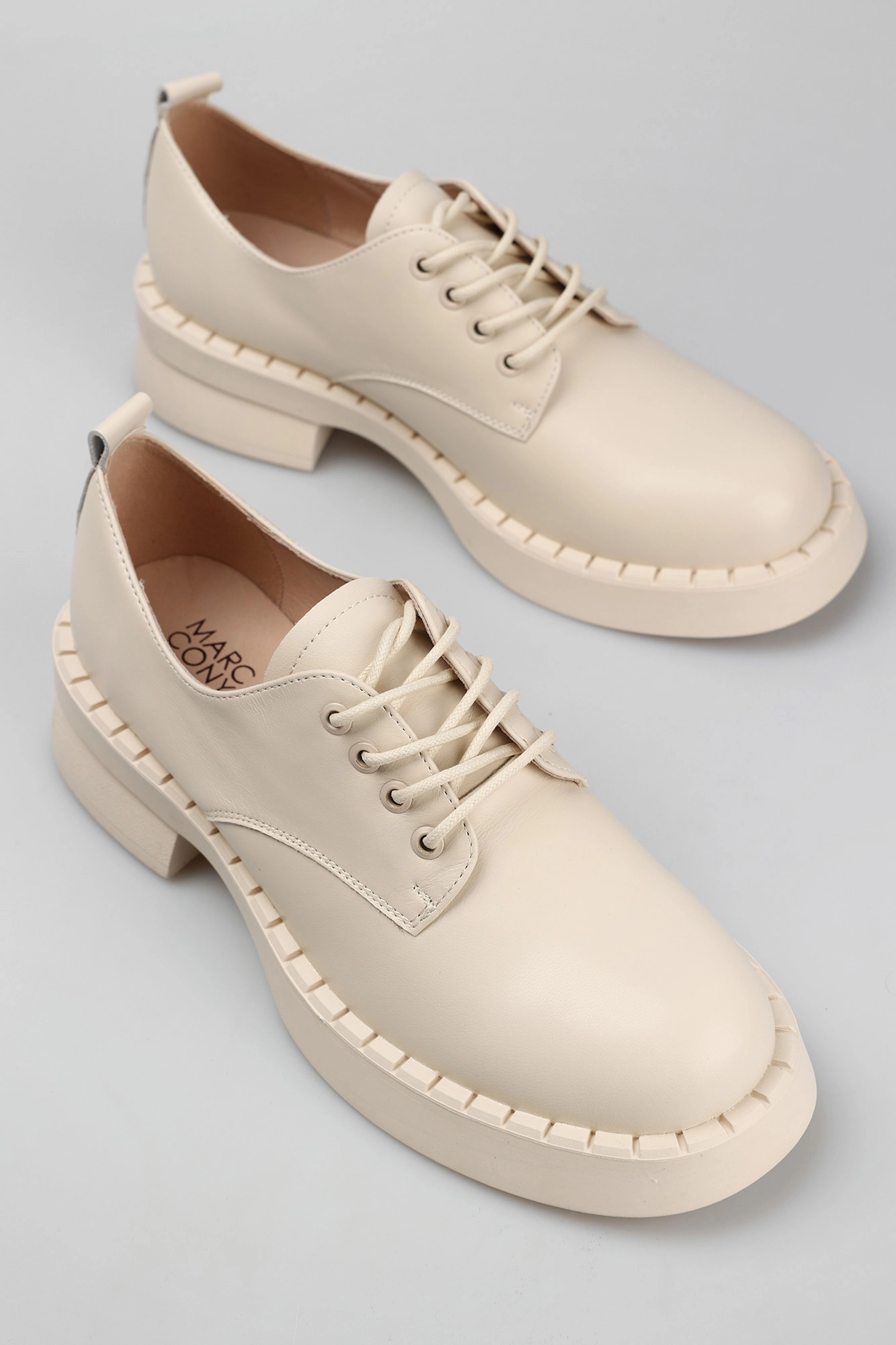 CSN37_F7232-L1186 Туфли Marc Cony Молочный