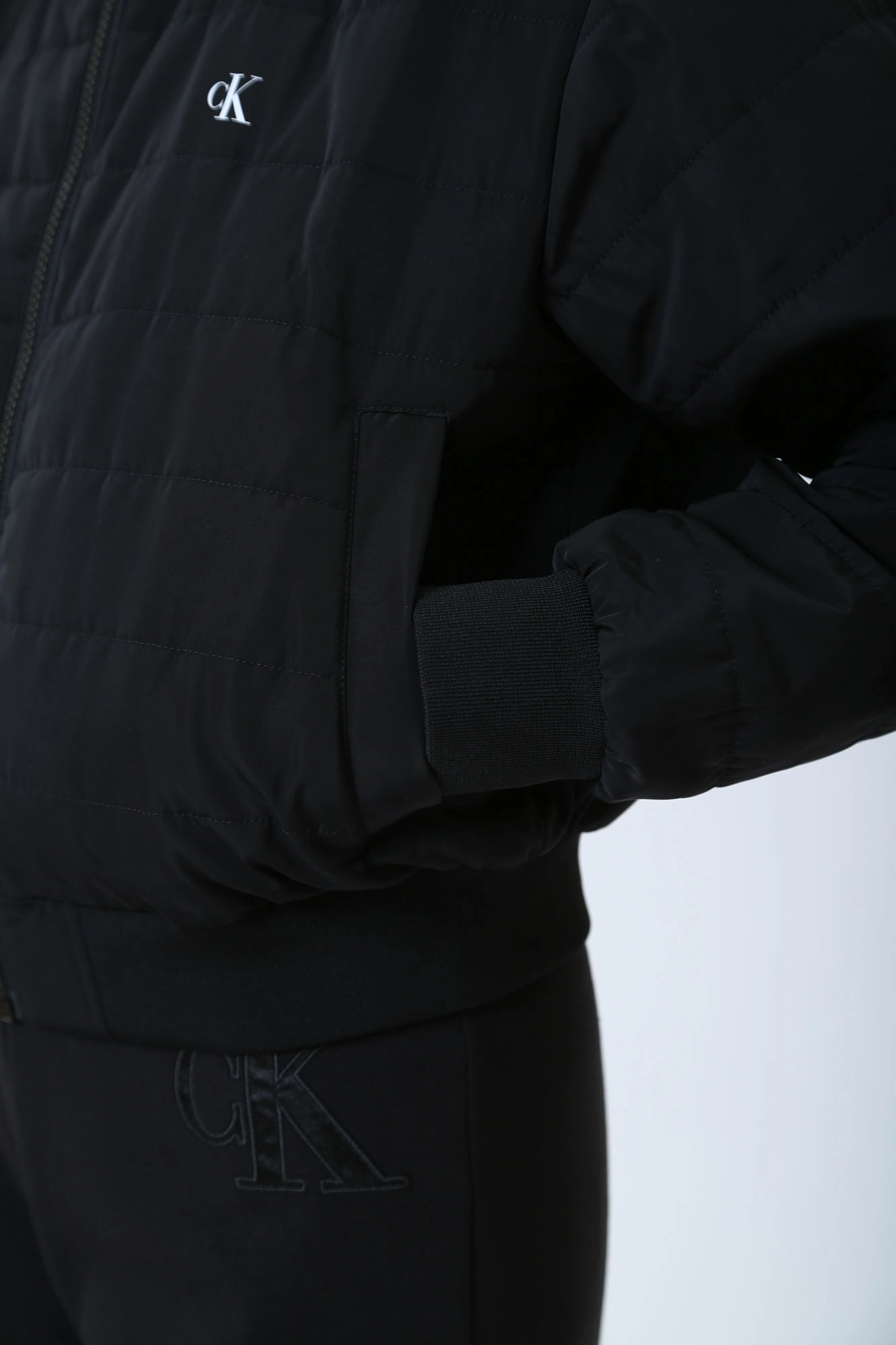 J20J223871 бомбер calvin klein jeans 