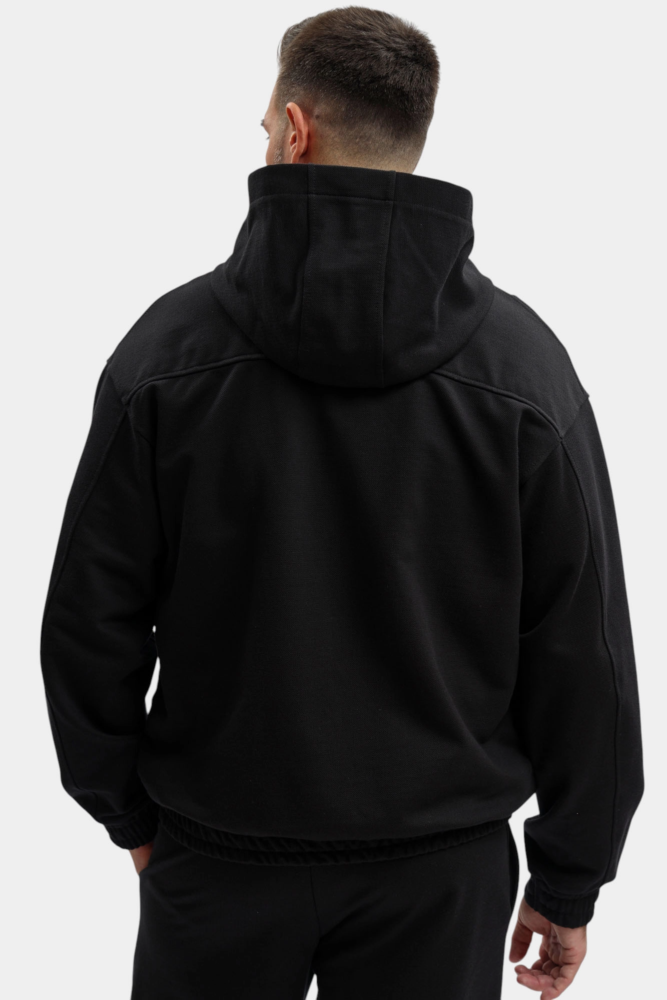 M-261-Р-20-1601 Толстовка The Hills Черный