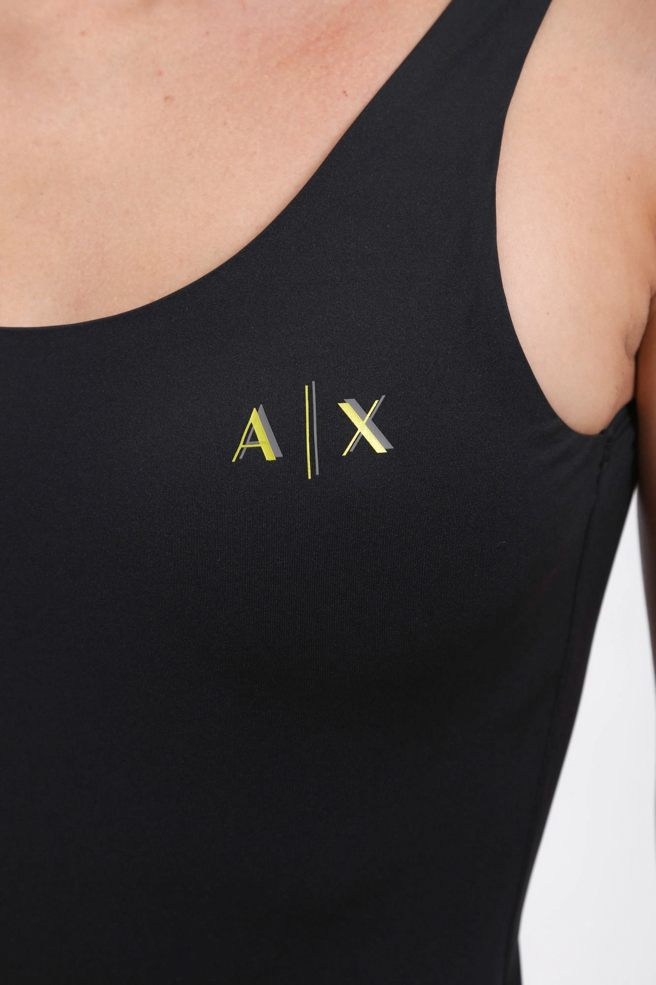 943006_1P500 купальник слитный armani exchange 