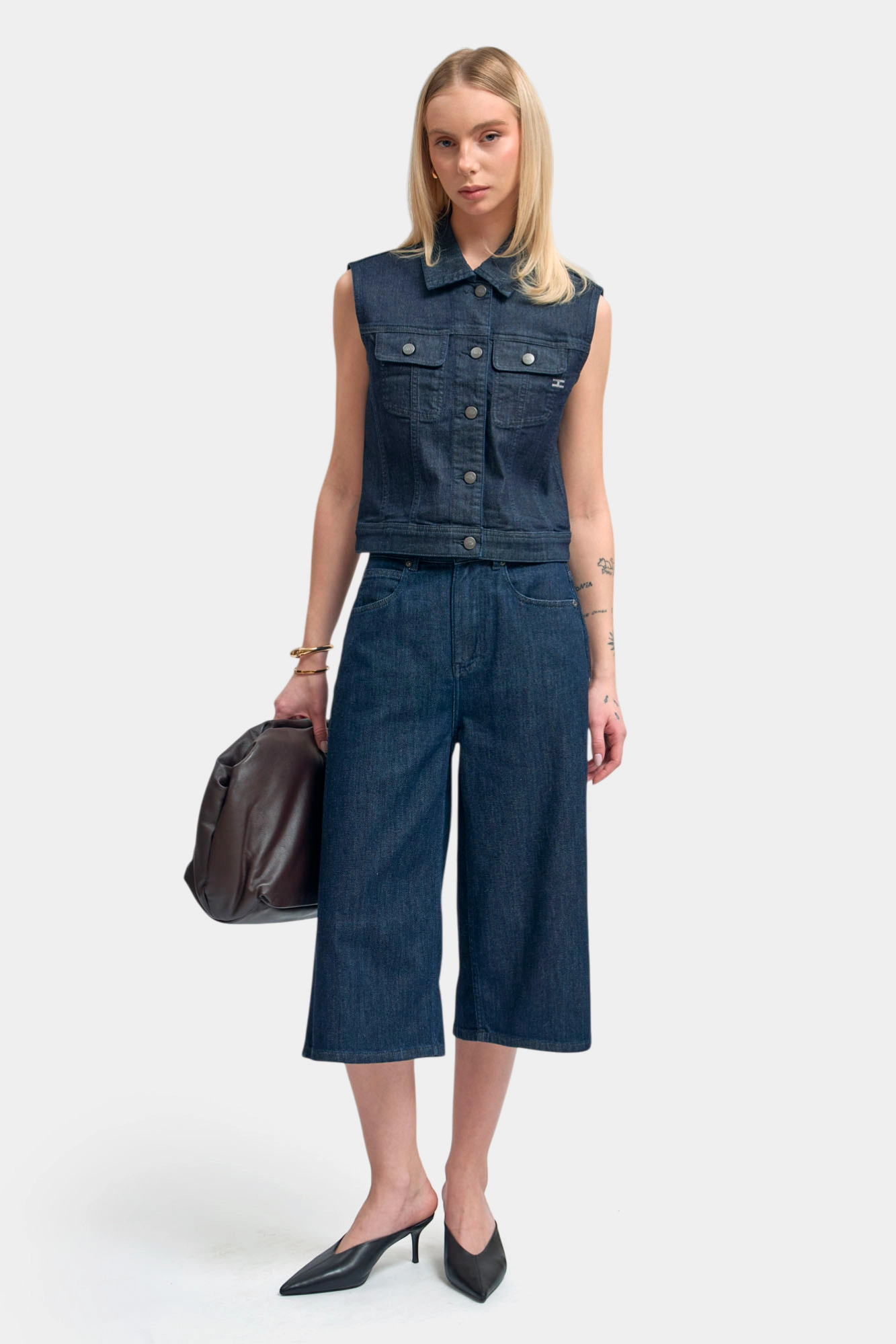 W-261-FT-56-0081 шорты джинсовые the hills 