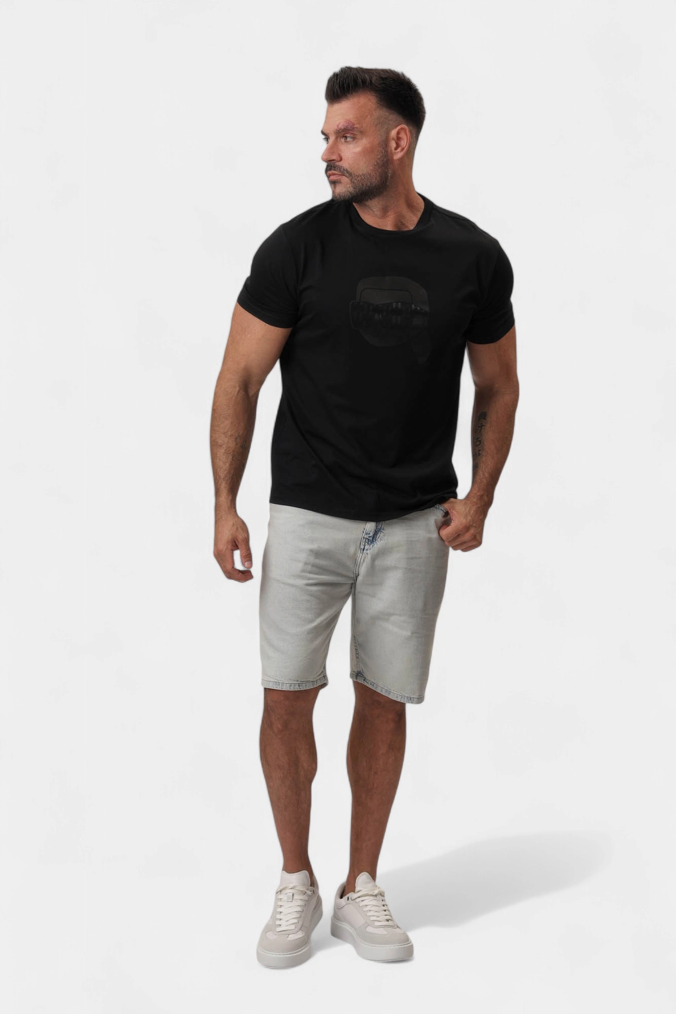 552251_755076 Футболка Karl Lagerfeld Черный