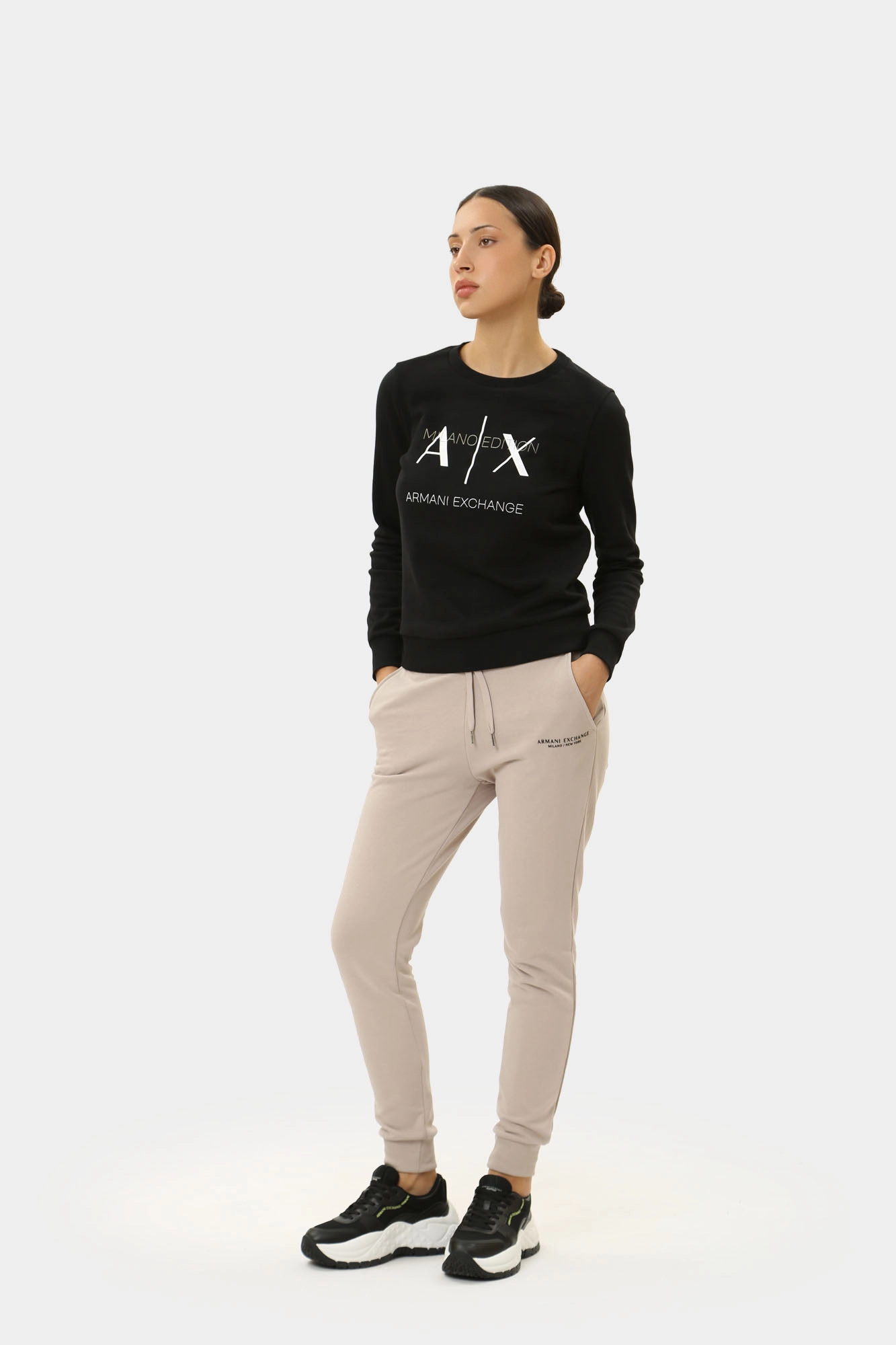 8NYPBA_YJE5Z брюки спортивные armani exchange 