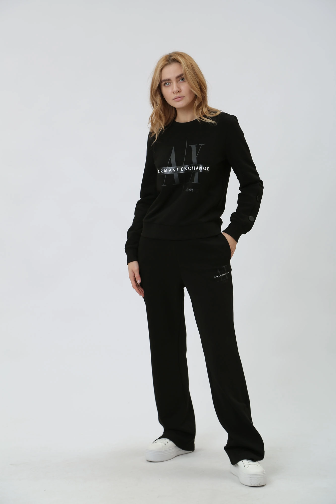 3DYP81_YJFMZ брюки спортивные armani exchange 