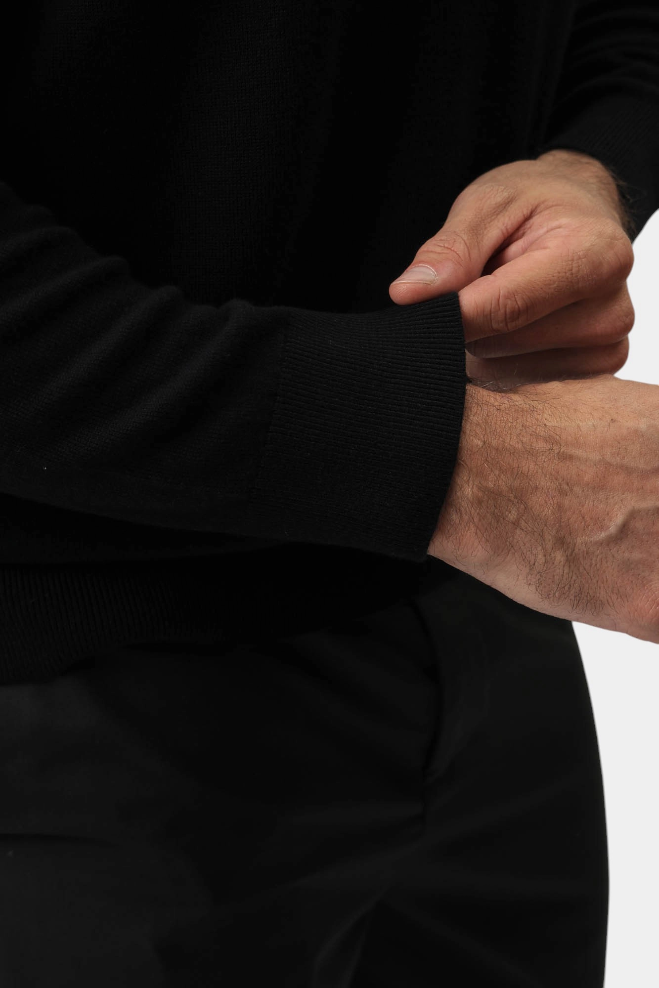 XM000338_AF12291 Джемпер Armani Exchange Черный