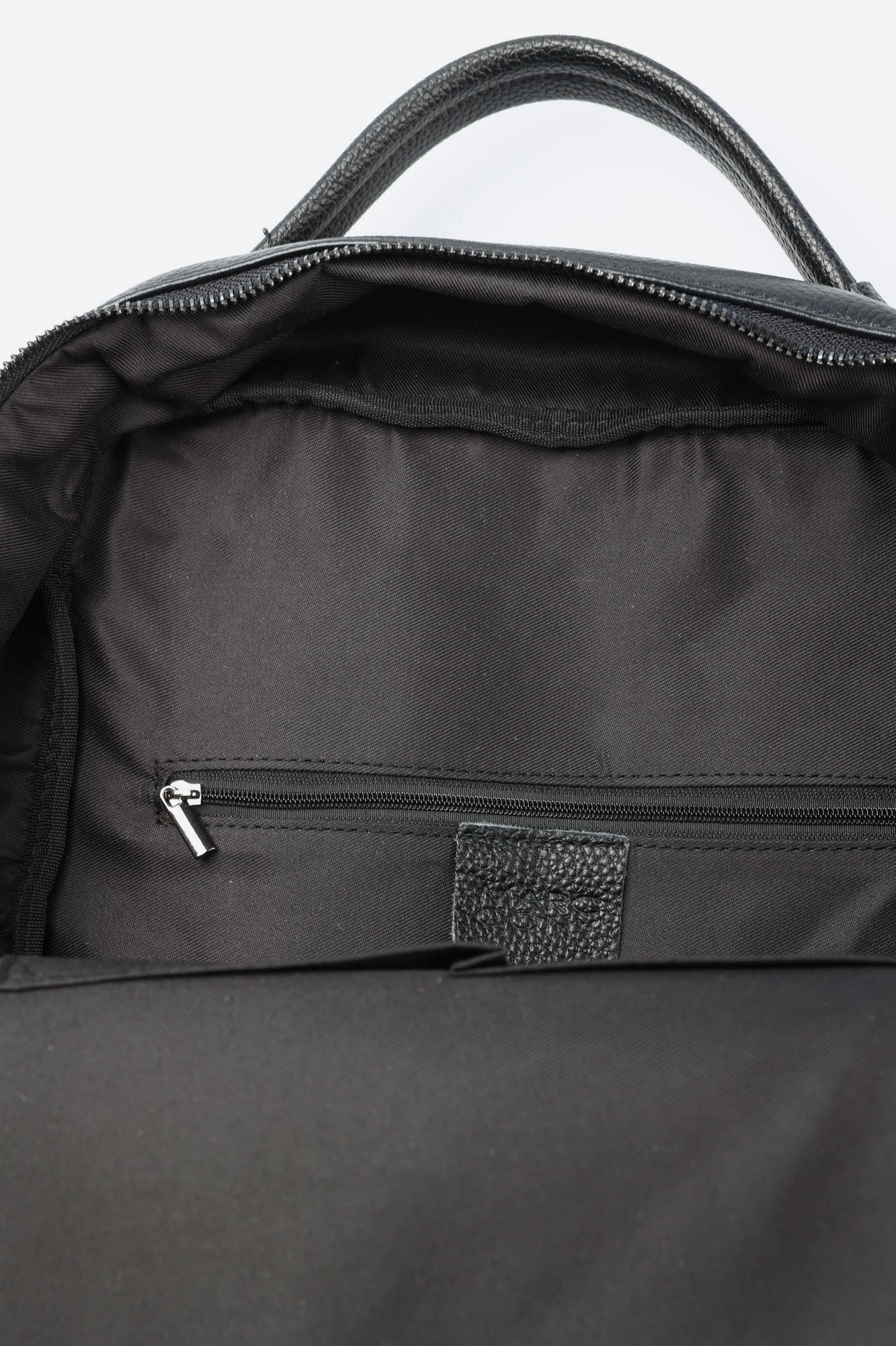 MC-EL01-23 Рюкзак Marc Cony Черный