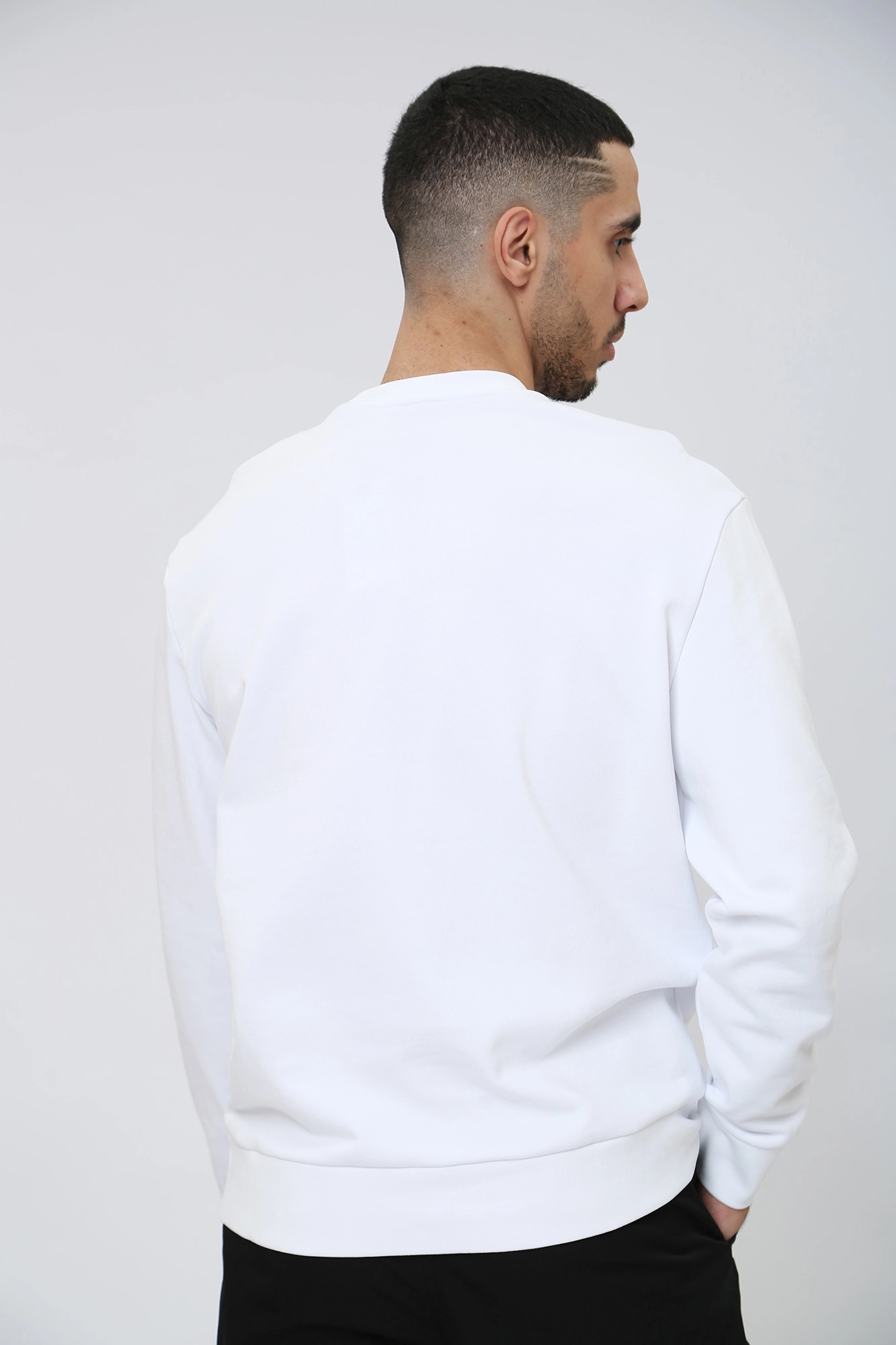 3RZMAB_ZJ83Z Свитшот Armani Exchange Белый