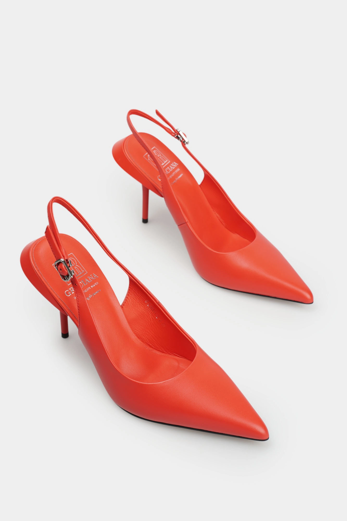 LT815-12 Босоножки Graciana Красный