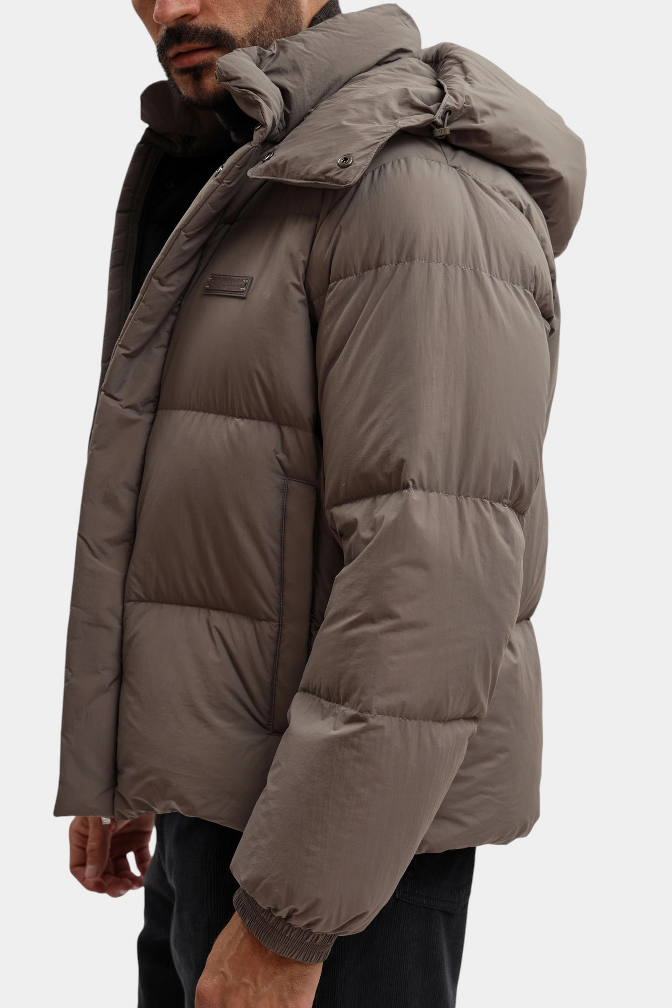 XM001098_AF16340 Куртка Armani Exchange Серый