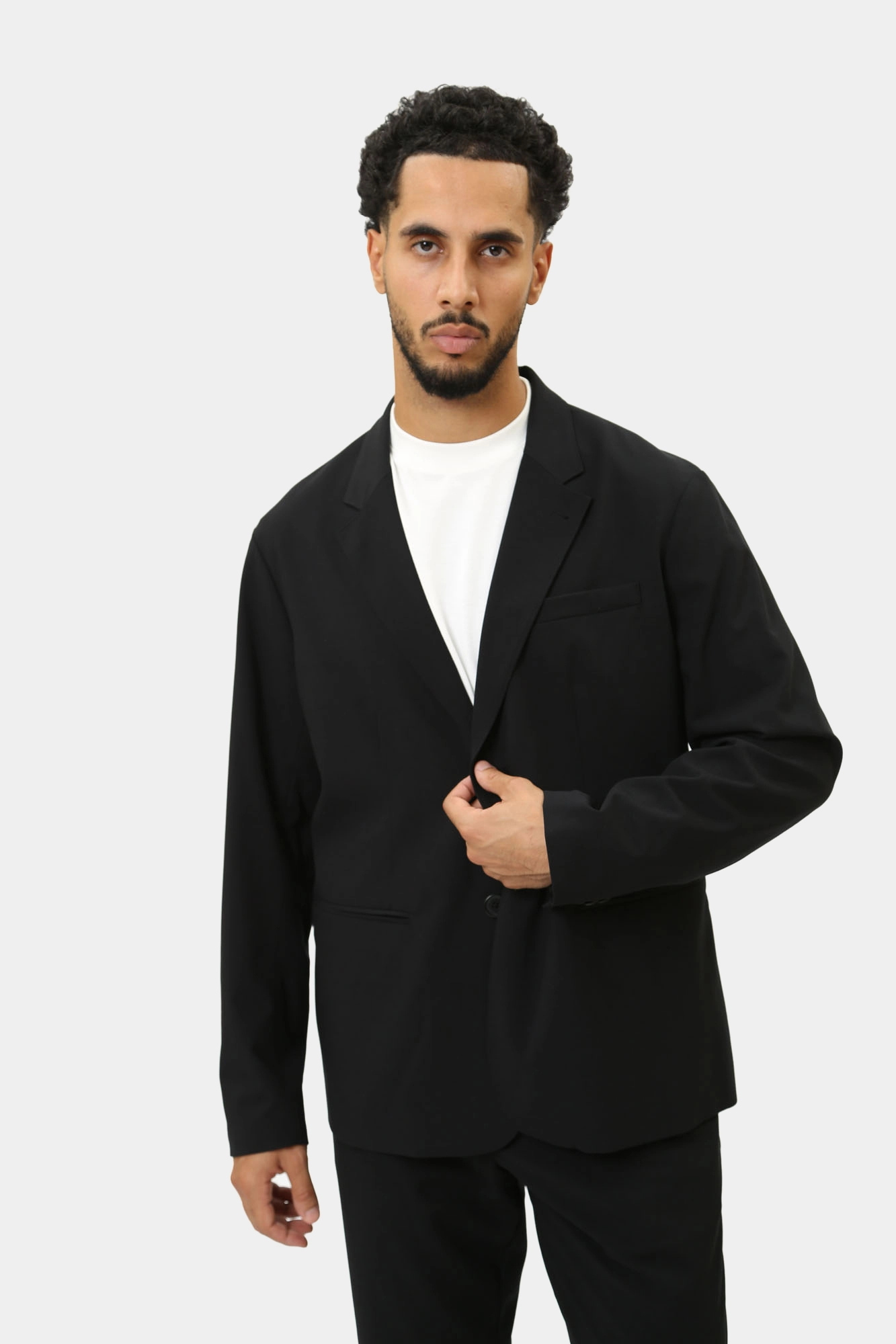 XM000131_AF10897 Пиджак Armani Exchange Черный