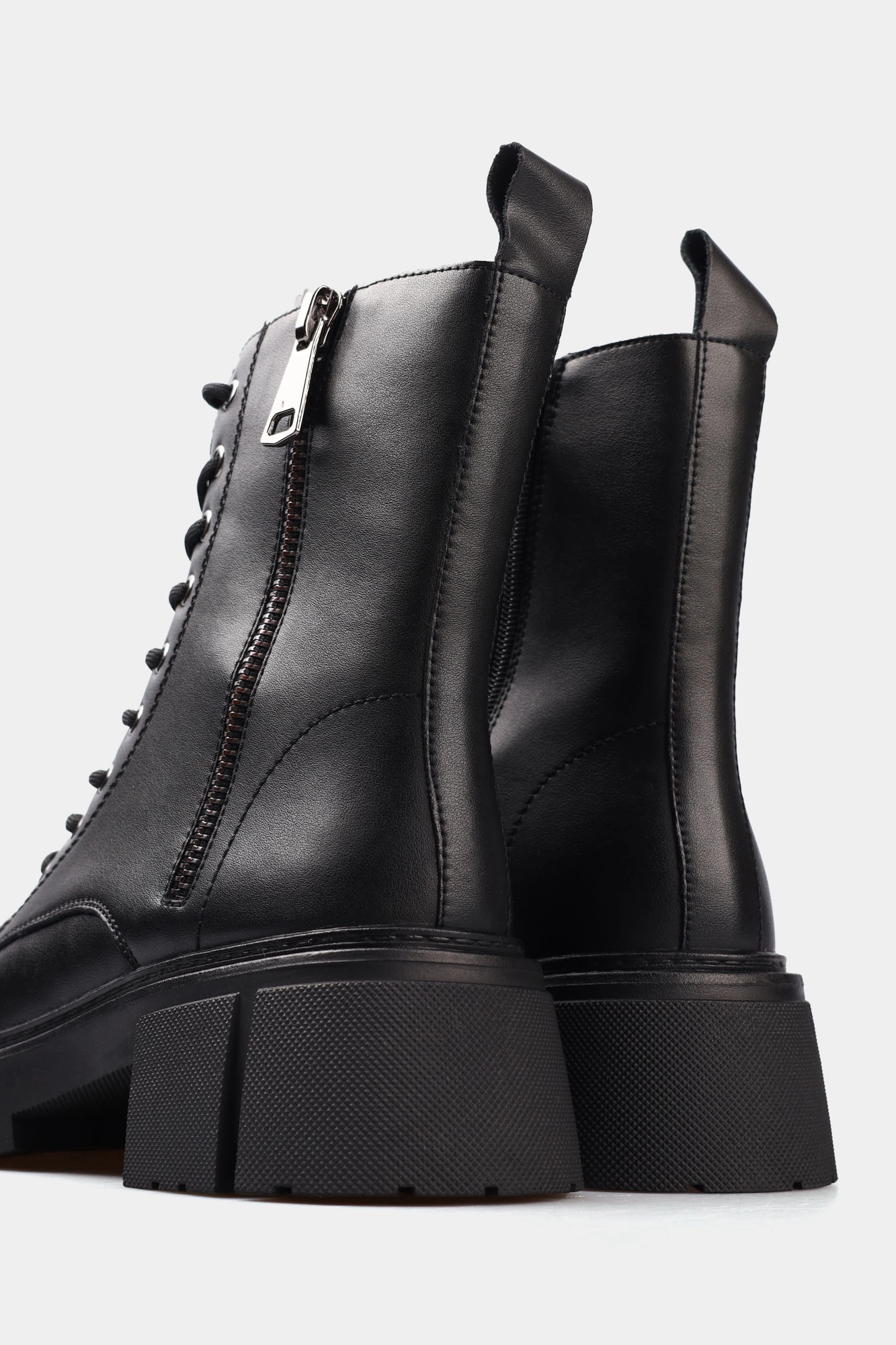 CAN53_A76 Ботинки Marc Cony Черный