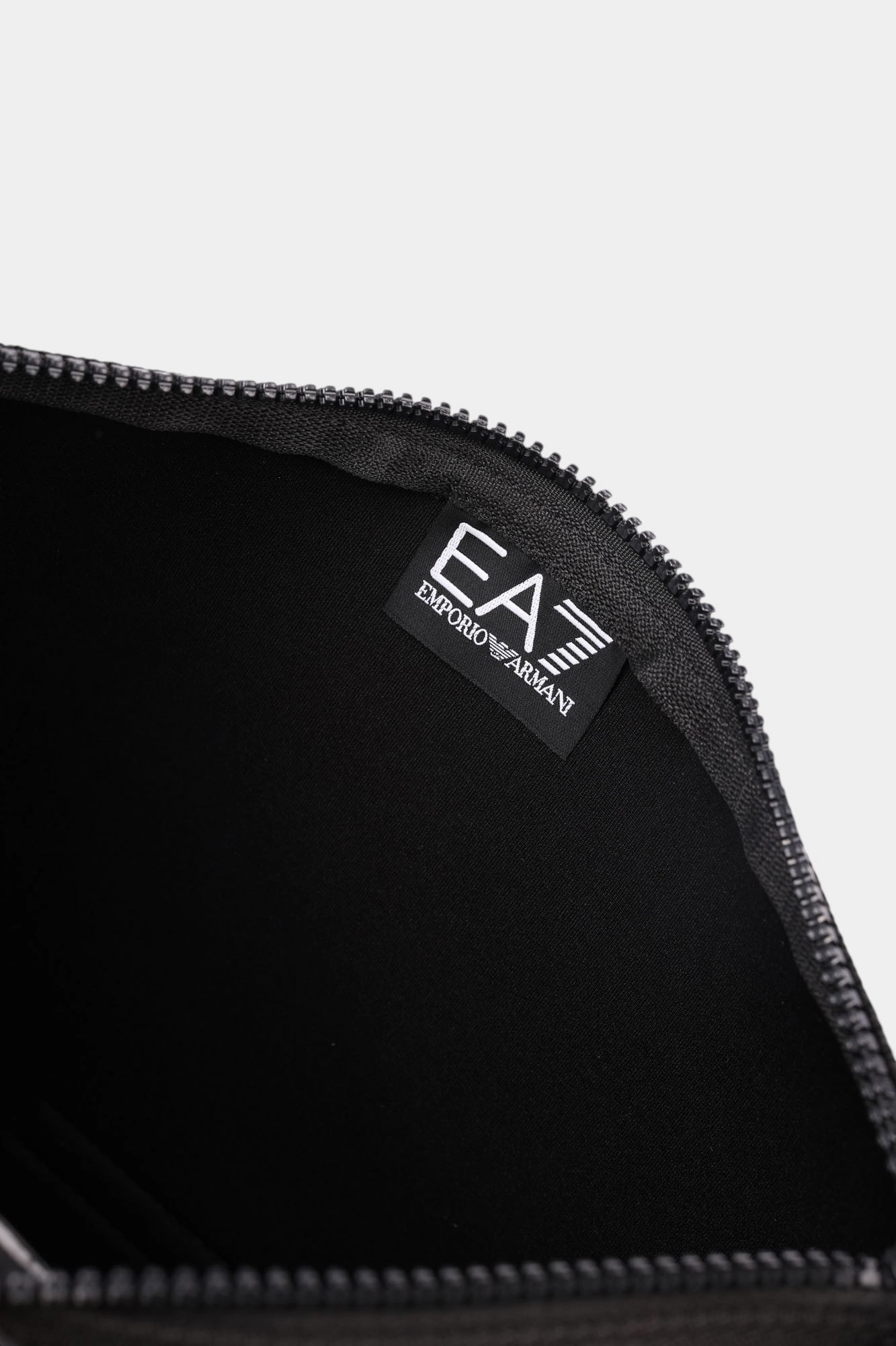 7W000363_AF13725 Сумка EA7 Черный