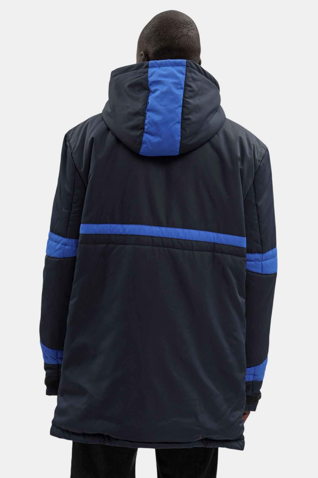 BMG0526 Пуховик Bikkembergs Коричневый