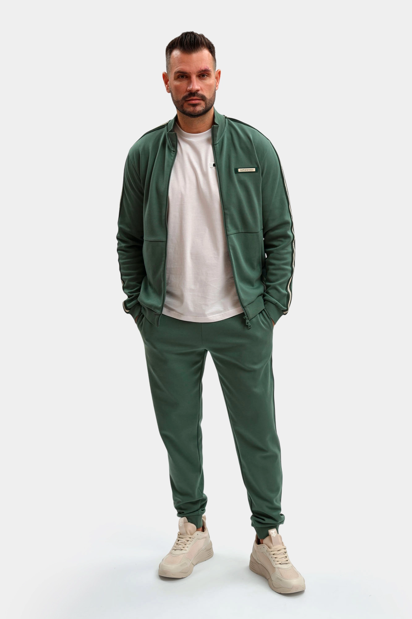 7M001482_AF12660 Брюки EA7 Зеленый