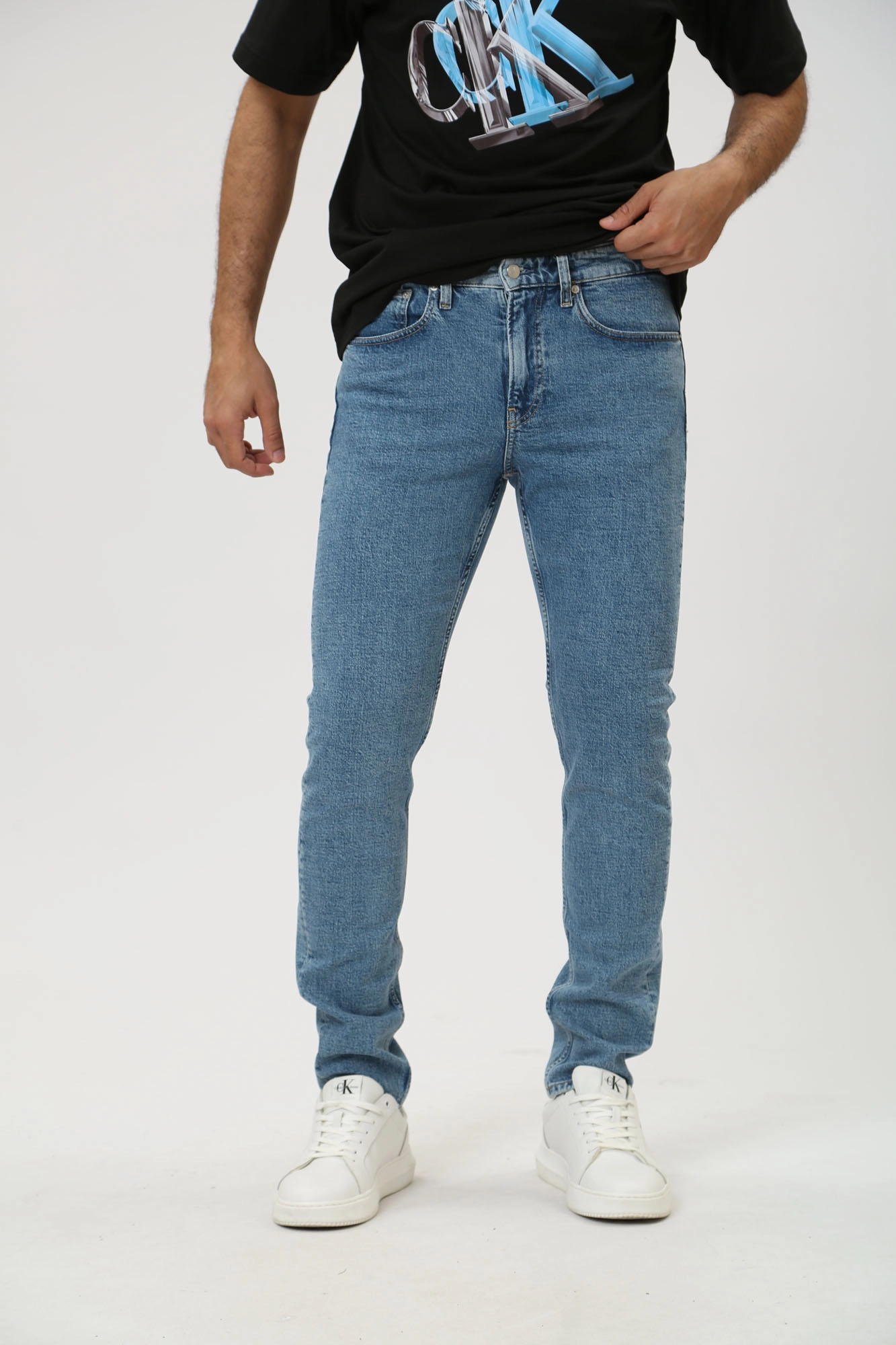 Calvin klein slim taper jeans discount