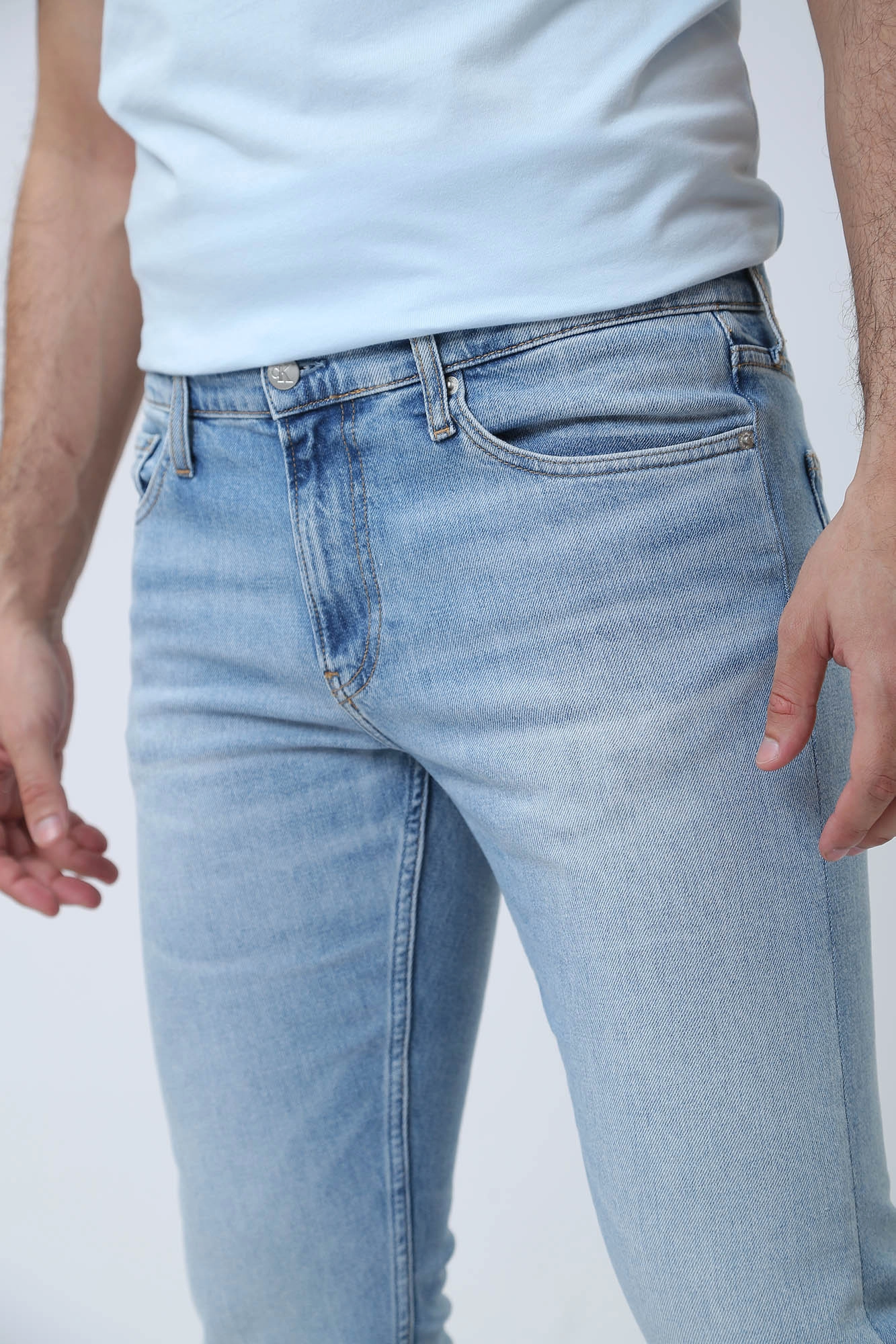 J30J324200 Джинсы SLIM  Calvin Klein Jeans Голубой