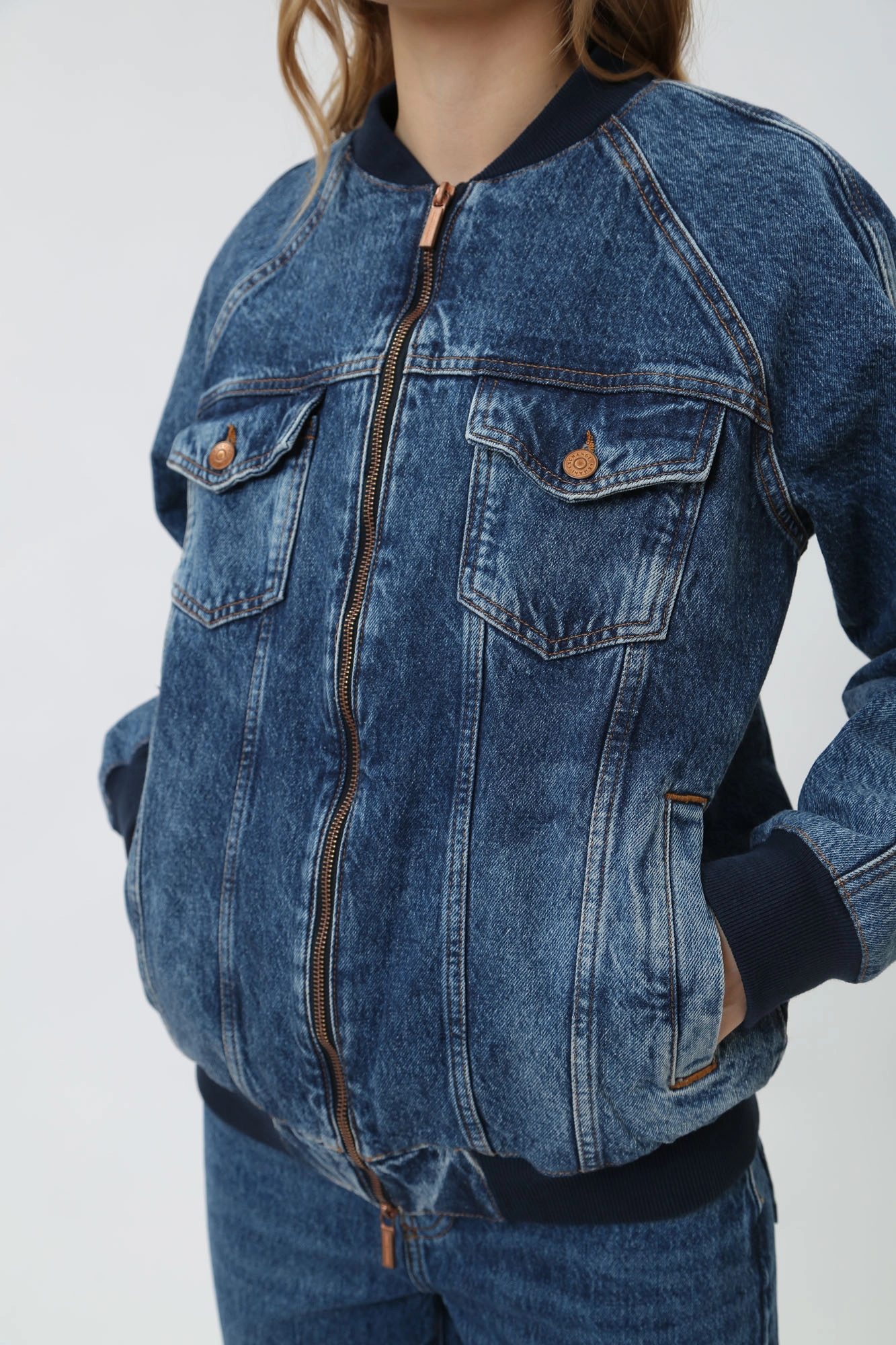 3DYB63_Y16EZ куртка джинсовая armani exchange 