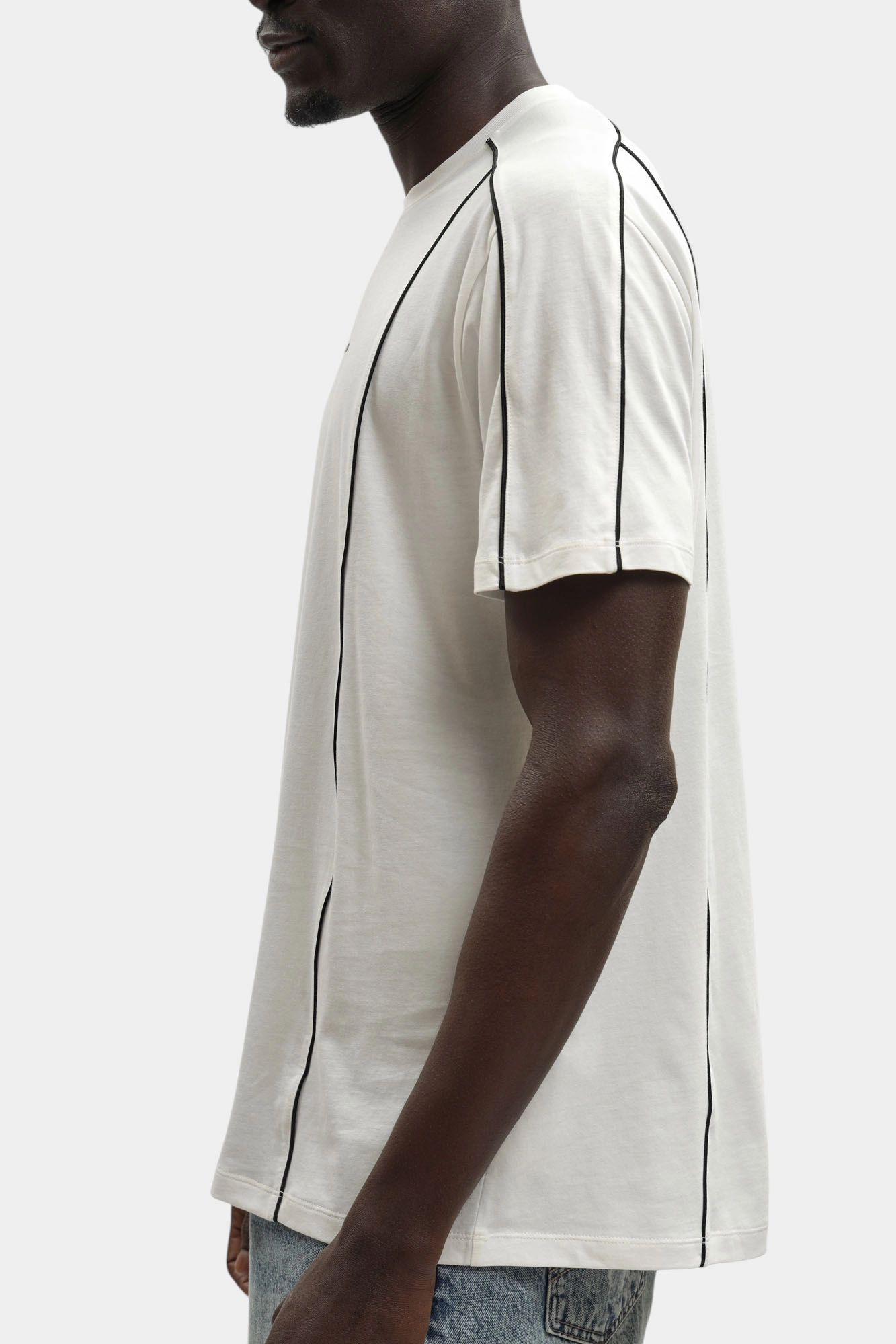 XM002492_AF10356 Футболка Armani Exchange Белый