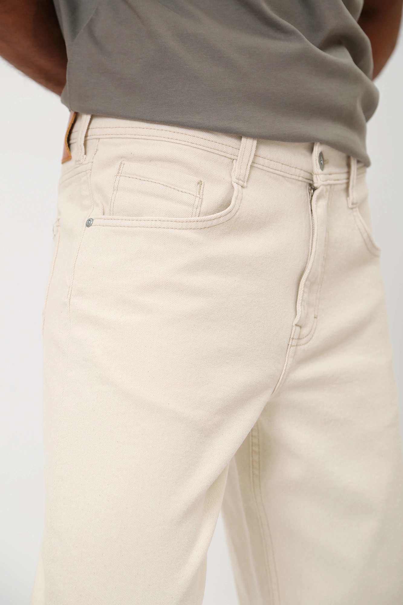 1013941 Брюки джинсовые Mustang Молочный