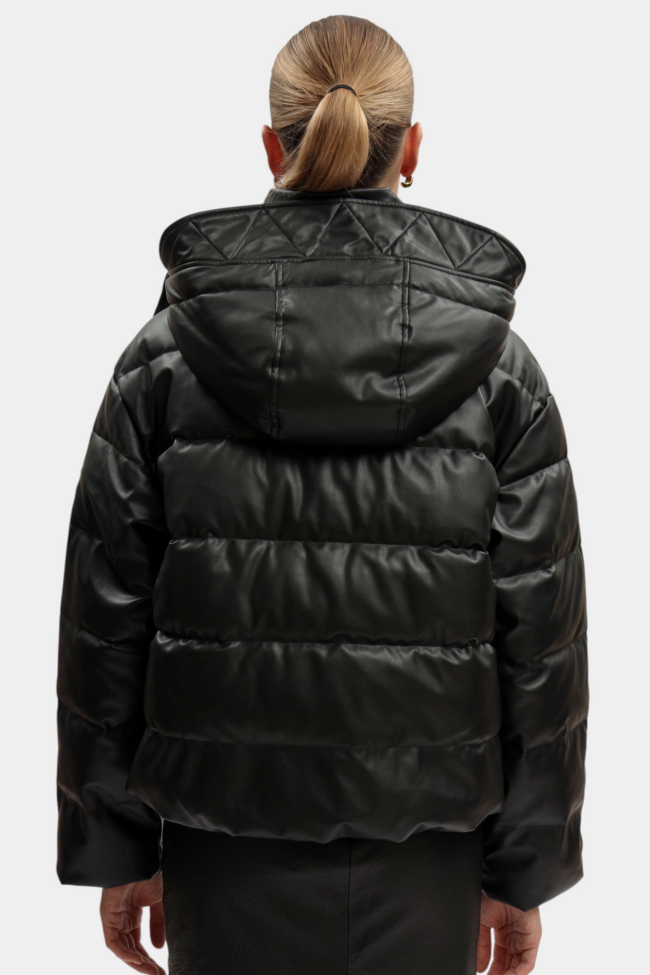 XW000673_AF16106 куртка пуховая armani exchange 