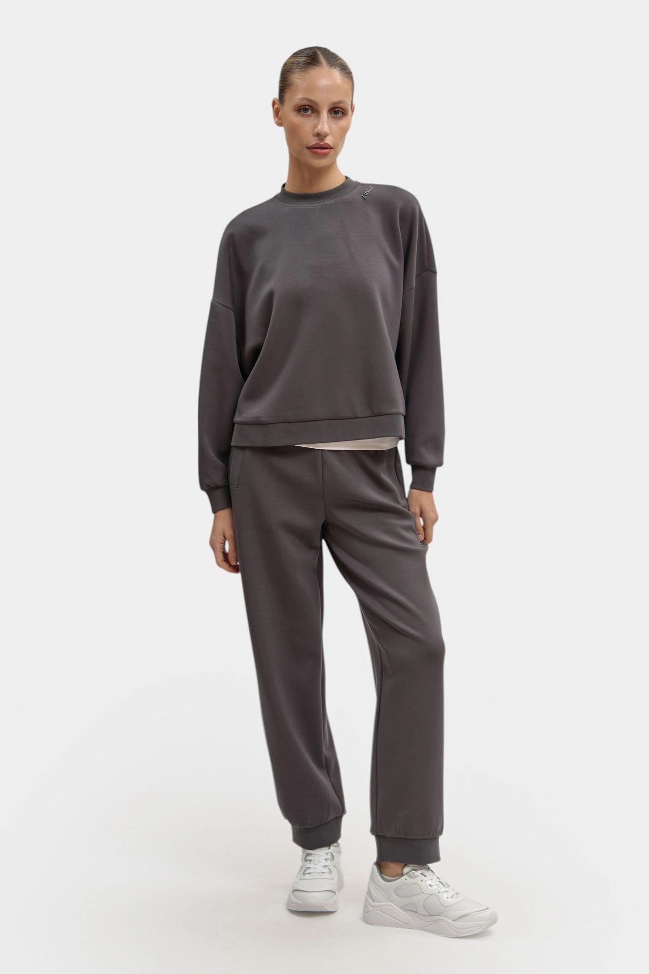 XW000740_AF16111 свитшот armani exchange