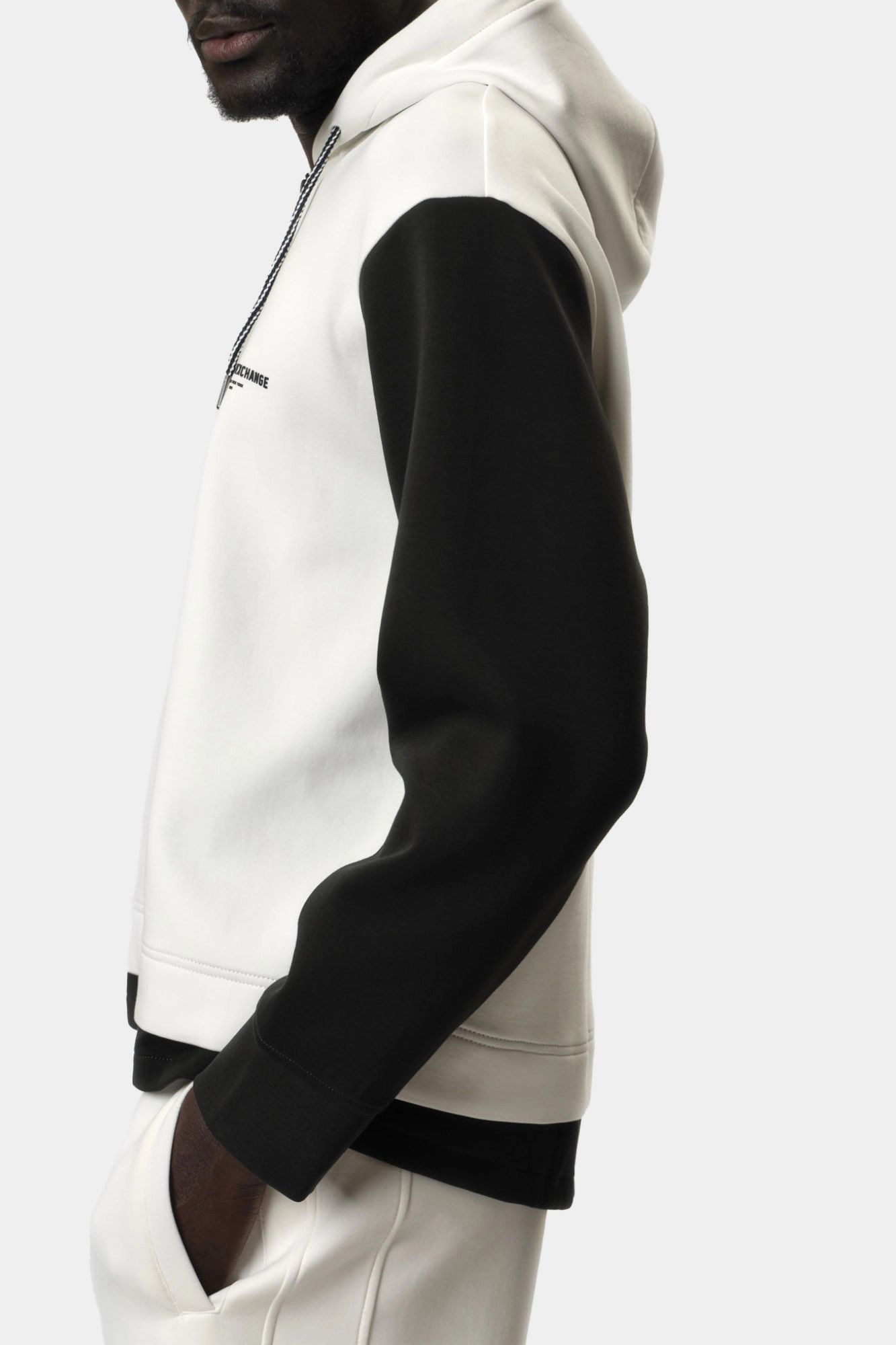 XM000291_AF10818 Худи Armani Exchange 