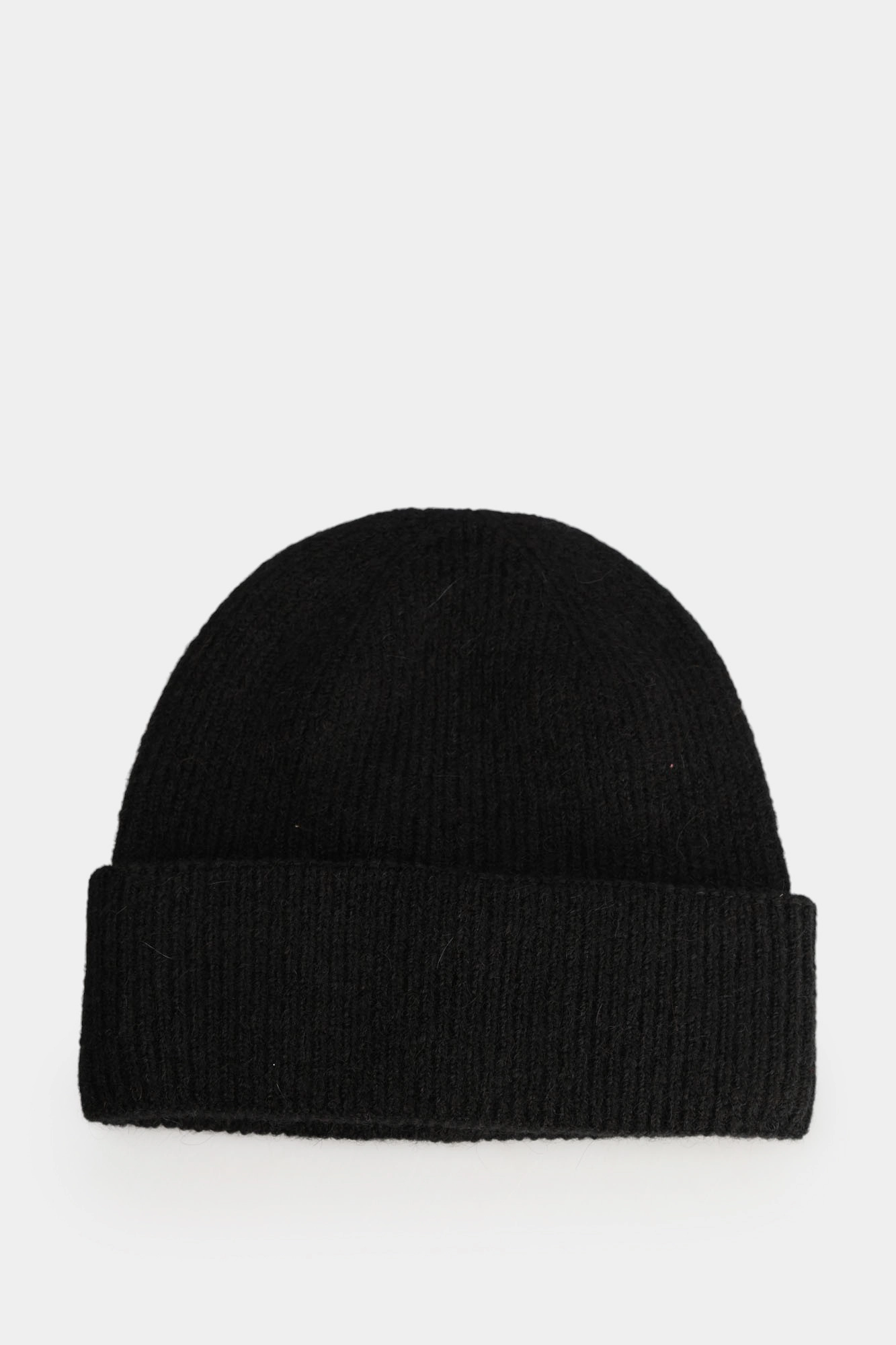 30048590_10018671 Шапка Strellson Черный