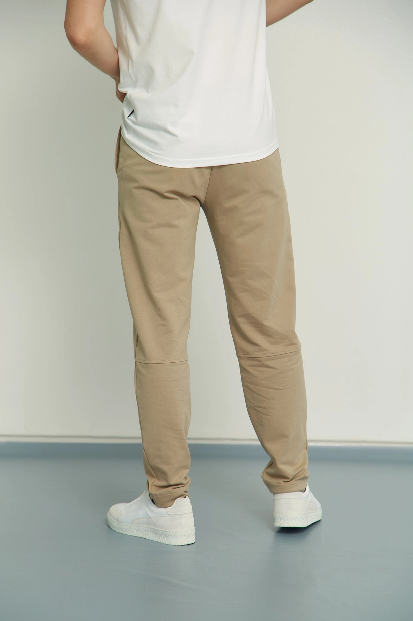 M-221-11-3339 Брюки спортивные The Hills Бежевый