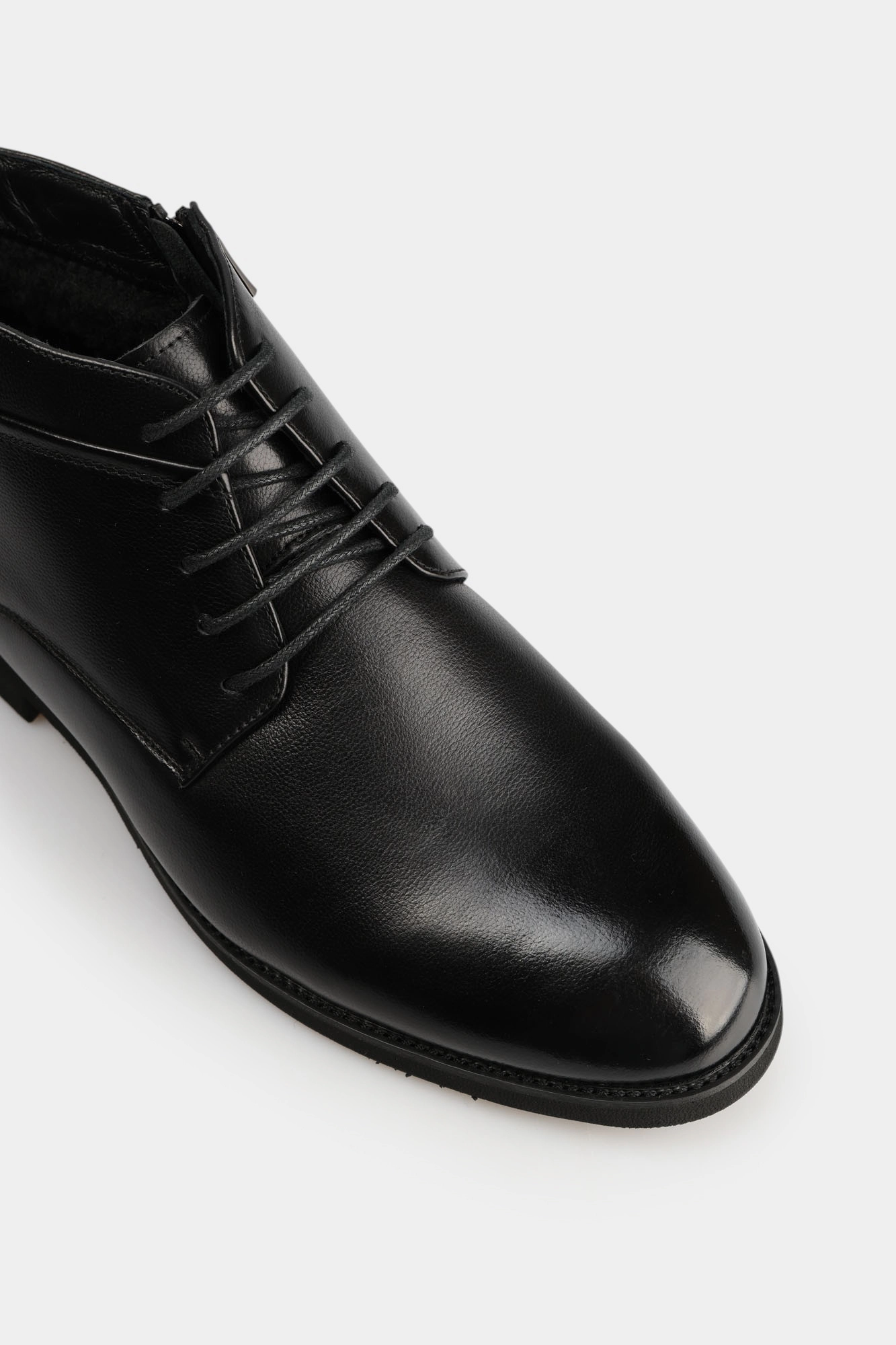 MC21849-MN Ботинки Marc Cony Черный