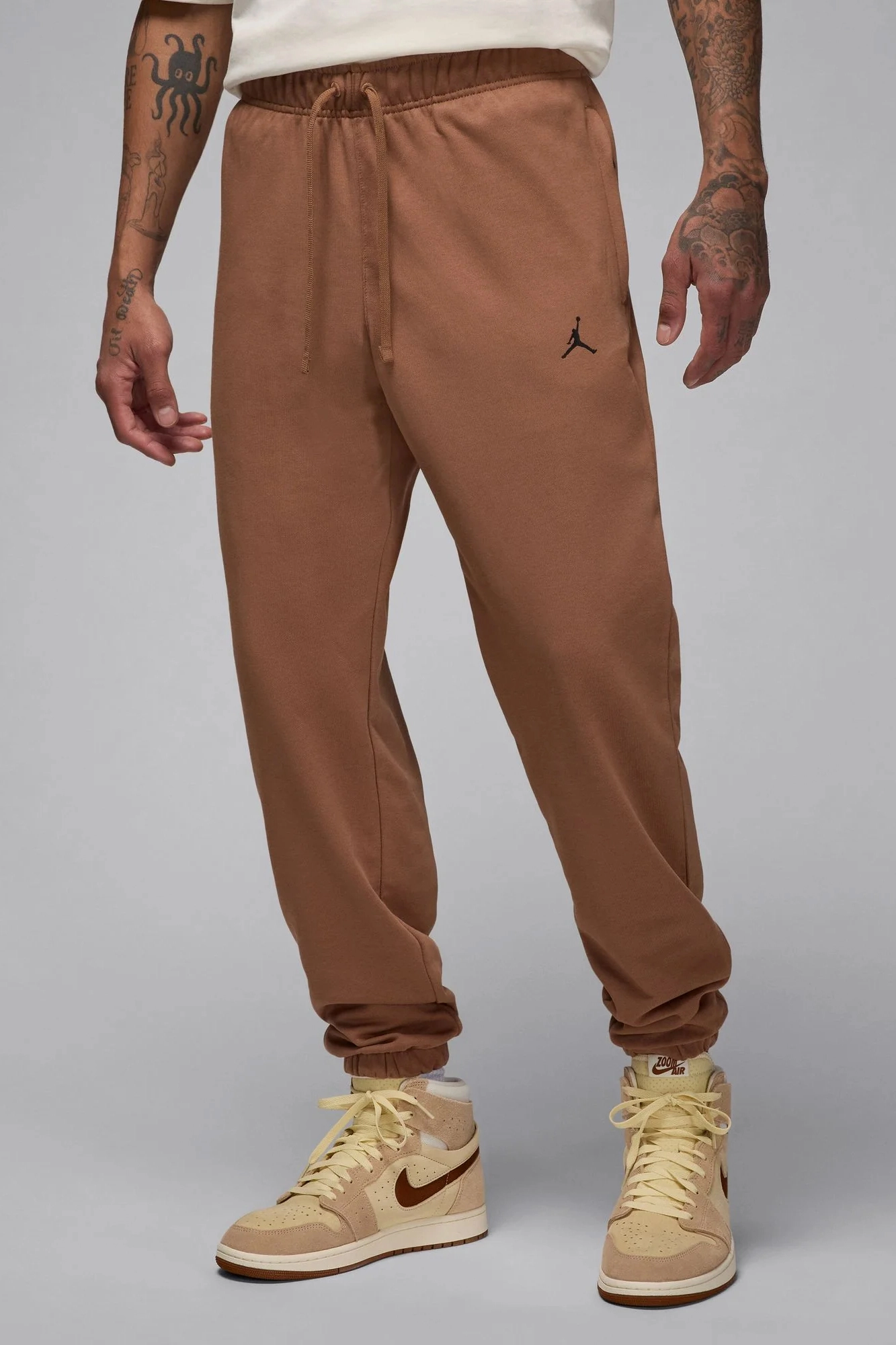 FV8608 Брюки Nike Коричневый