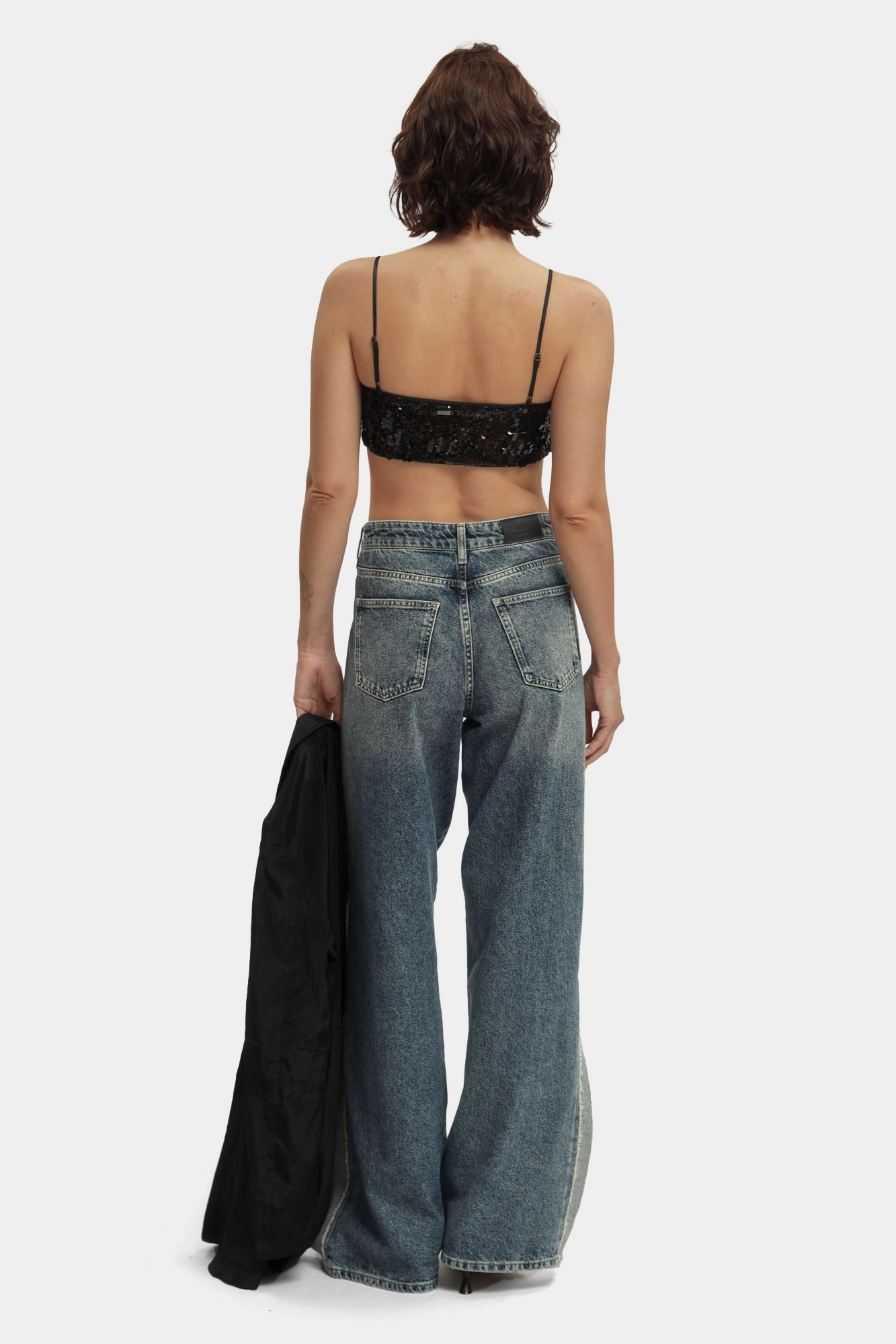 XW000375_AF12833 топ armani exchange 