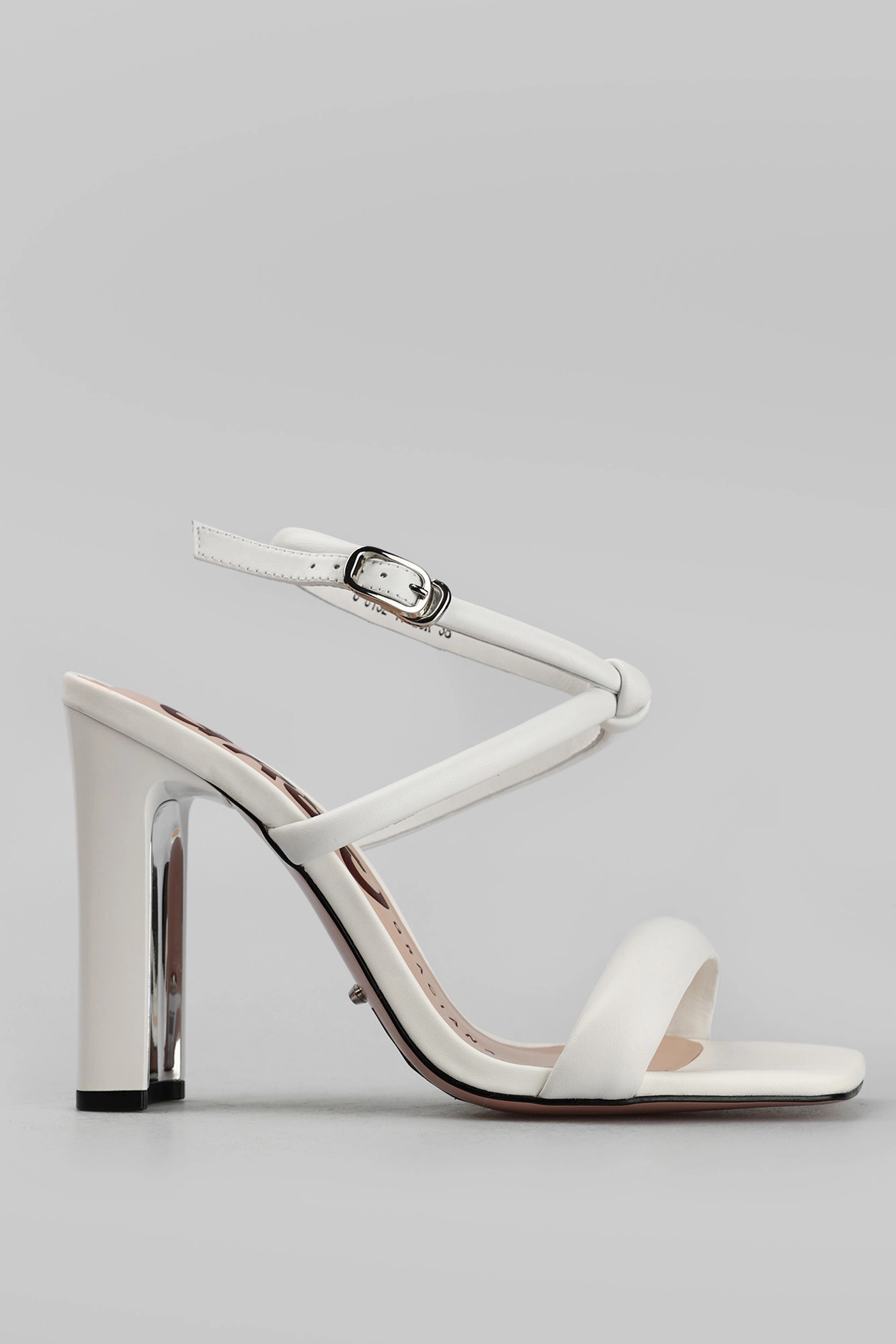 8132-10 Босоножки Graciana Белый