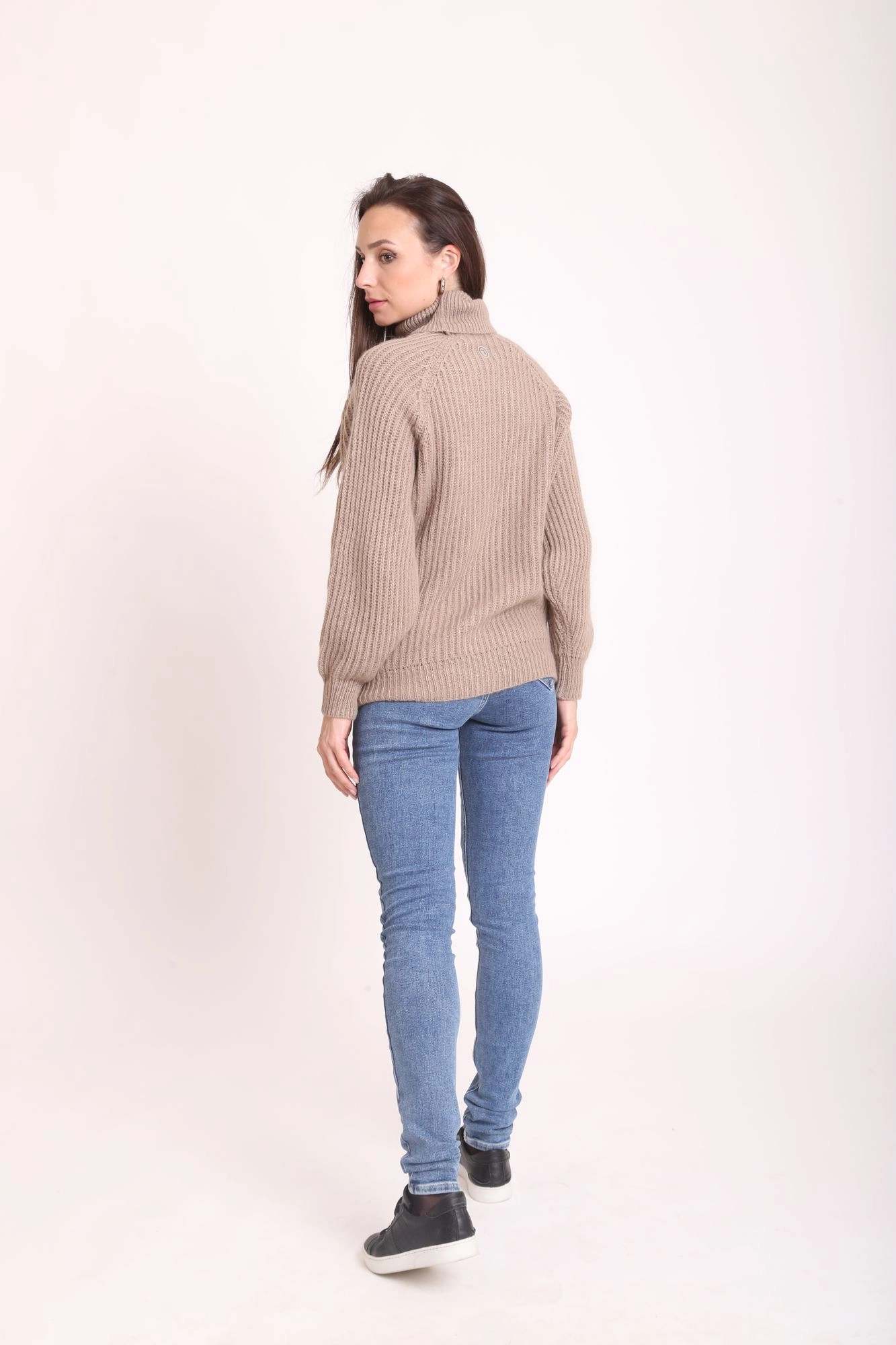 56M00450-0F000649 свитер trussardi