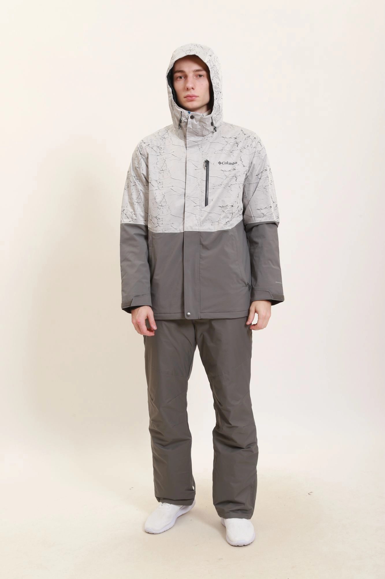 1909871 Куртка горнолыжная Winter District™ Jacket Columbia Серый