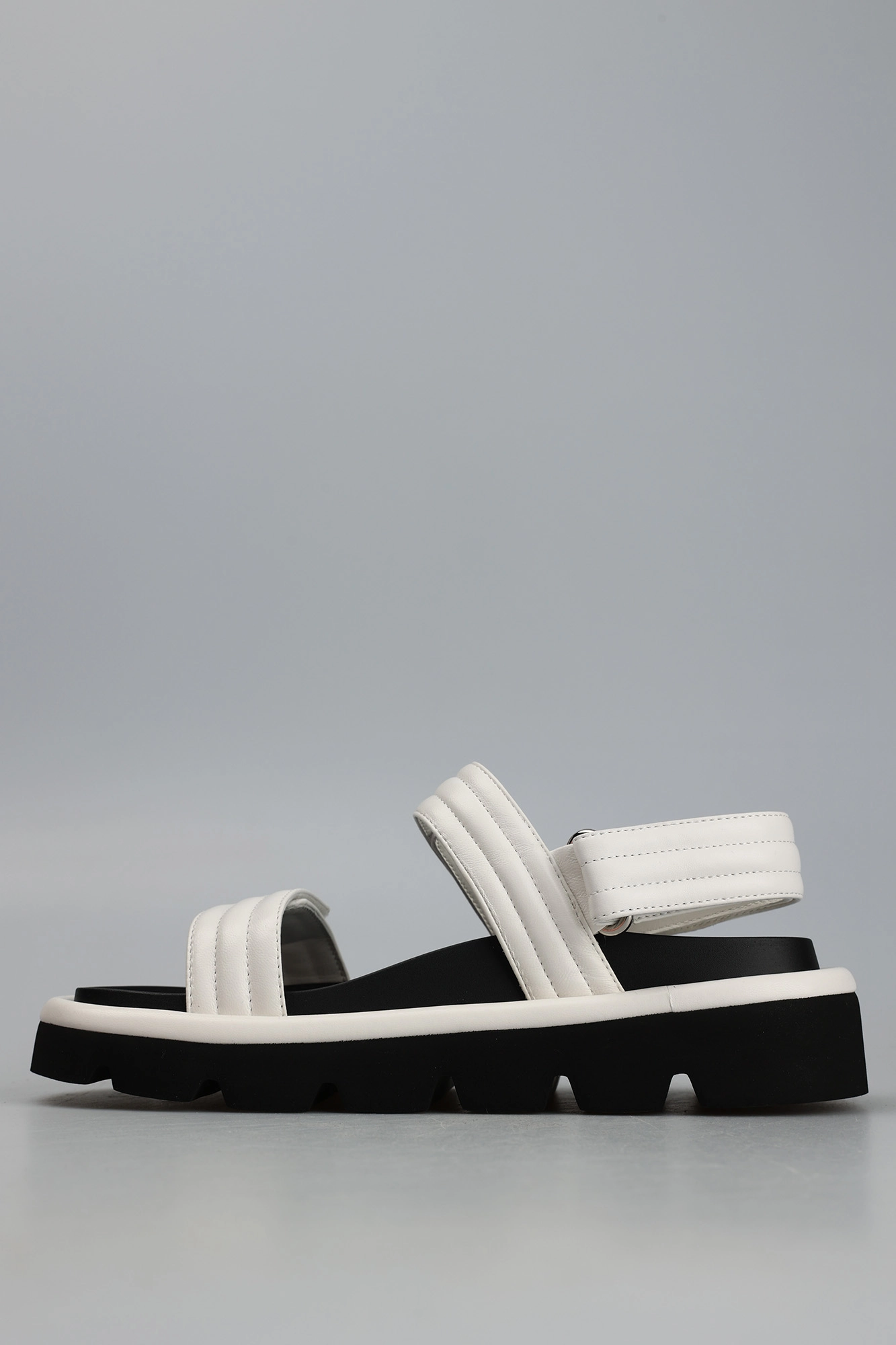 TY952-1 Сандалии Graciana Белый