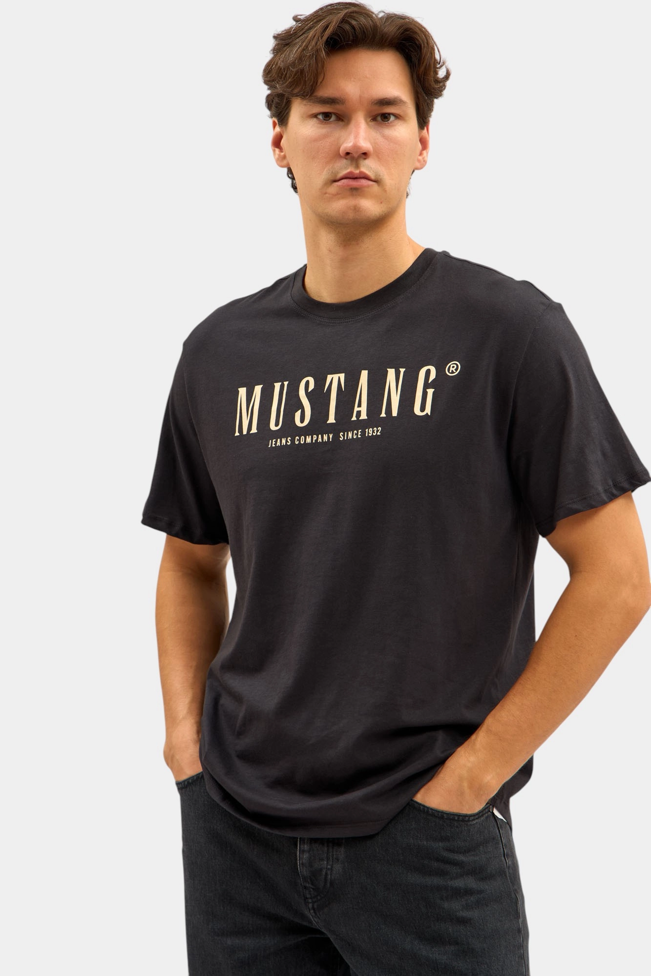 1016853 Футболка Mustang Черный