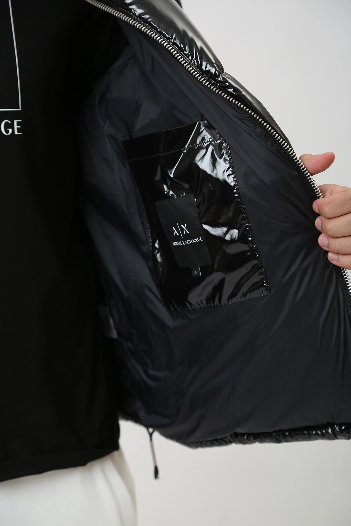 6RZBL3_ZN2RZ Куртка пуховая Armani Exchange Черный