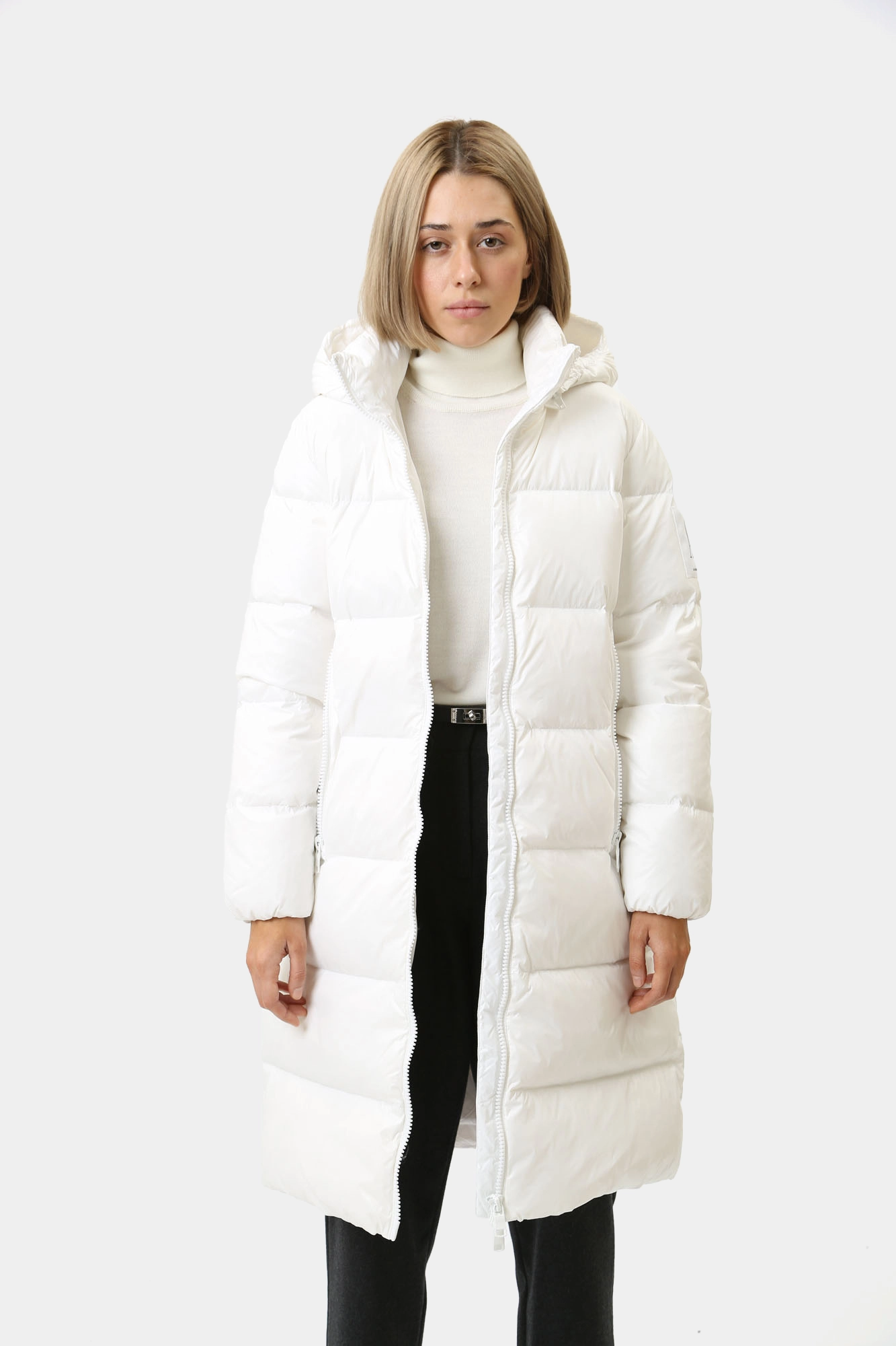 XW000251_AF10860 куртка пуховая armani exchange 