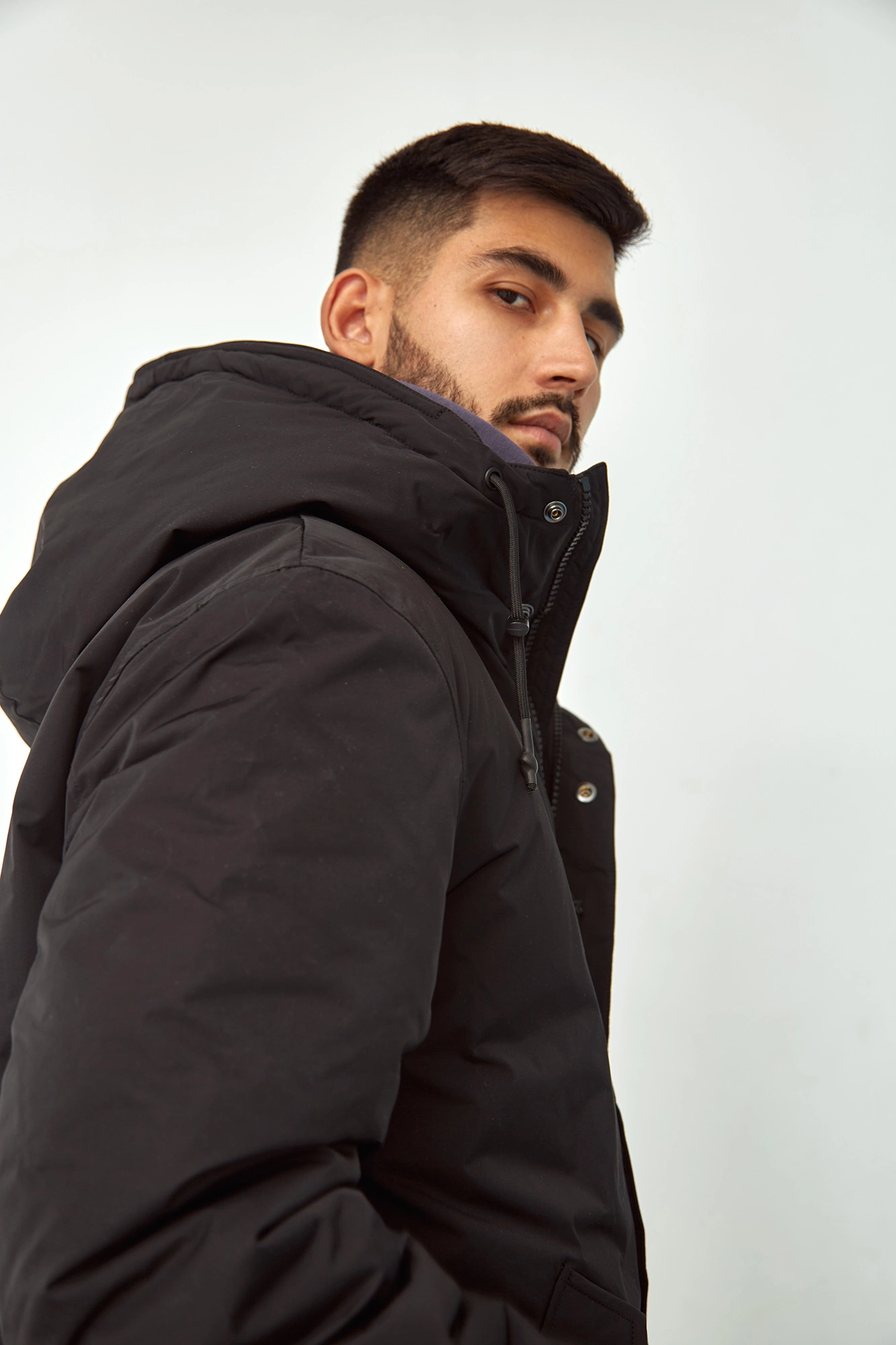 M222B5322517 Парка The Hills Черный