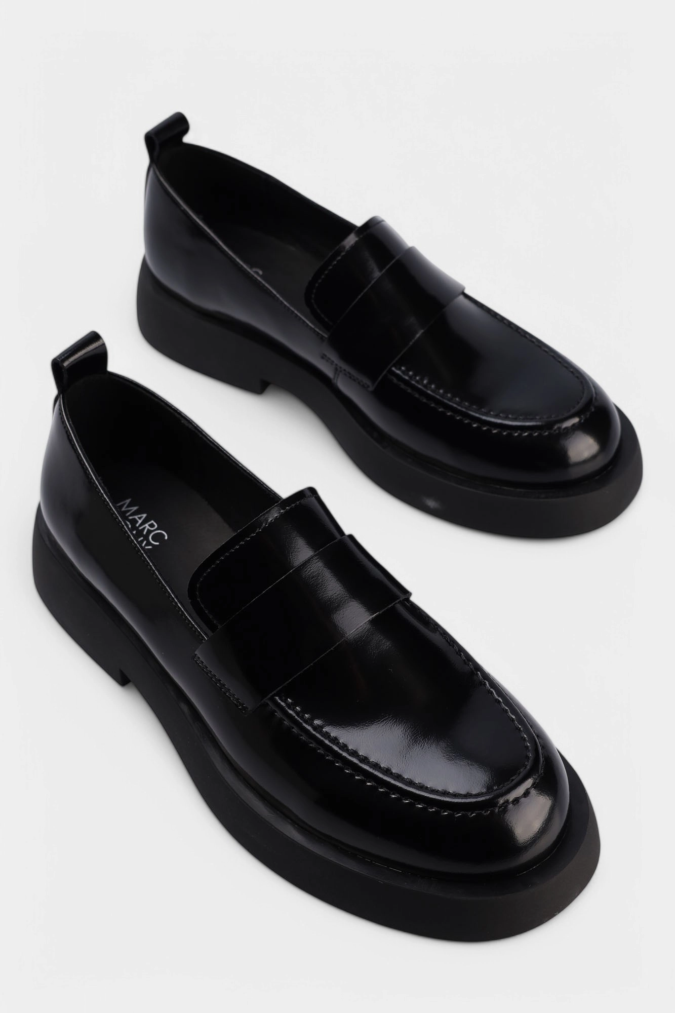 MCWY114 Лоферы Marc Cony Черный