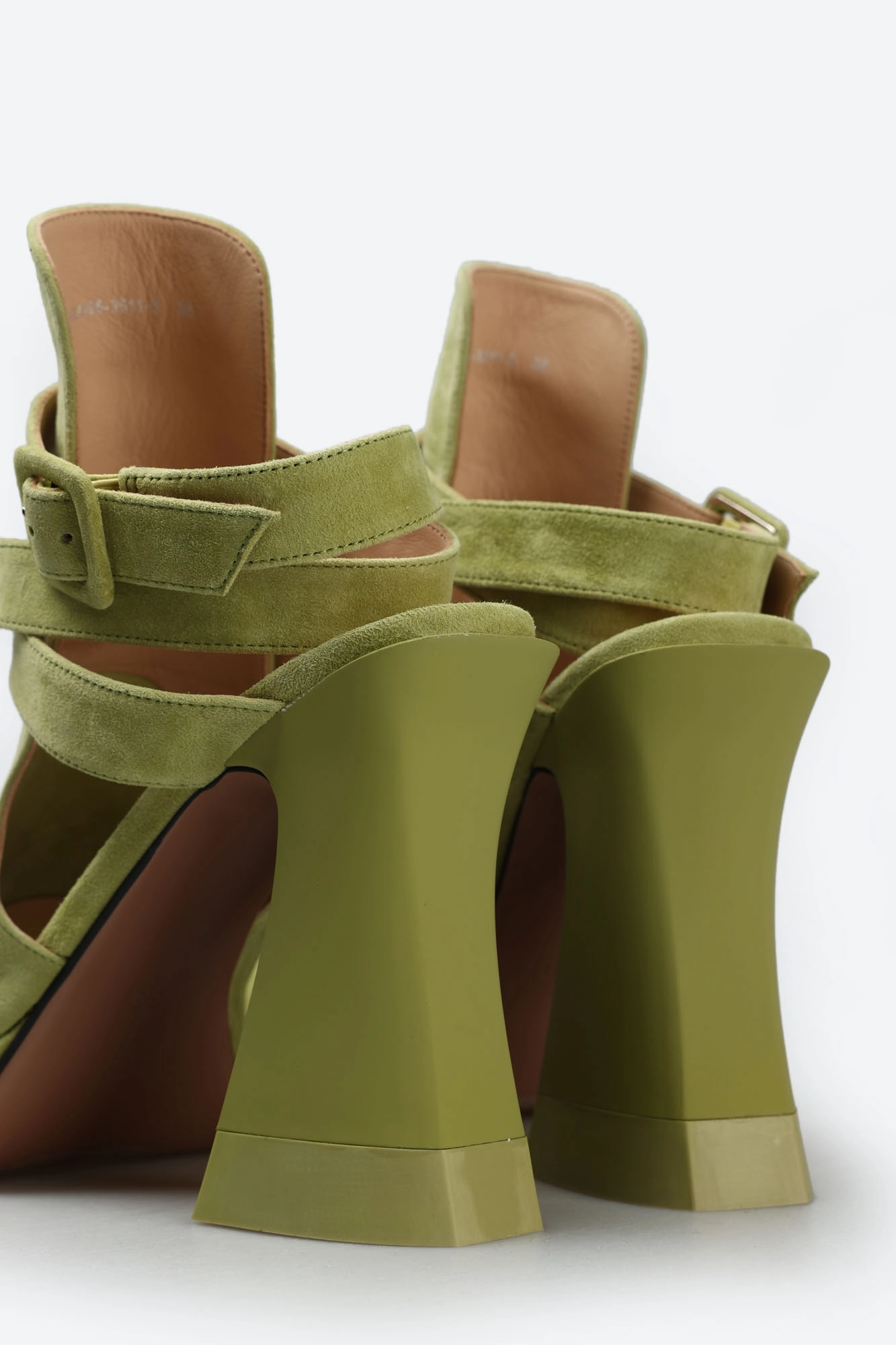 GL4205-351 Босоножки Graciana Зеленый